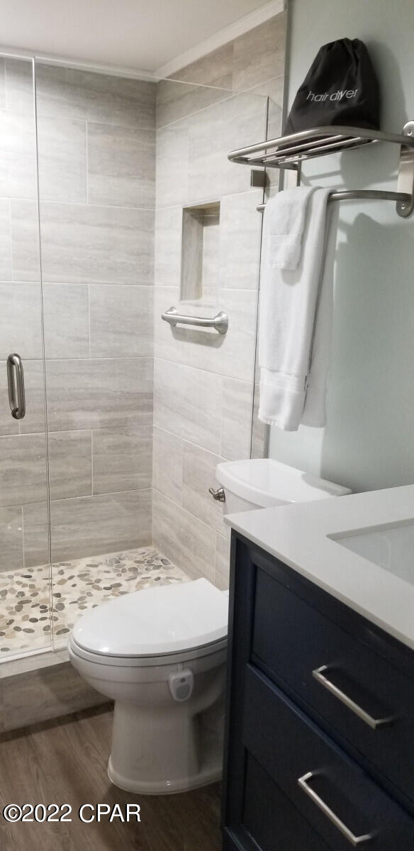 The Commodore - Residential