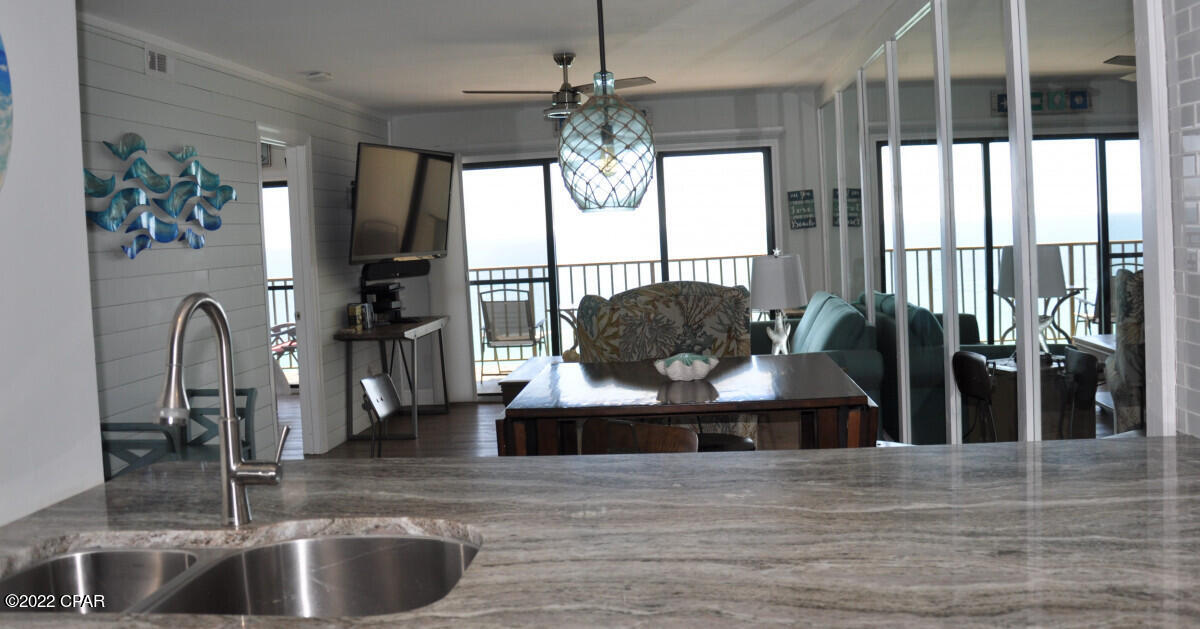 The Commodore - Residential