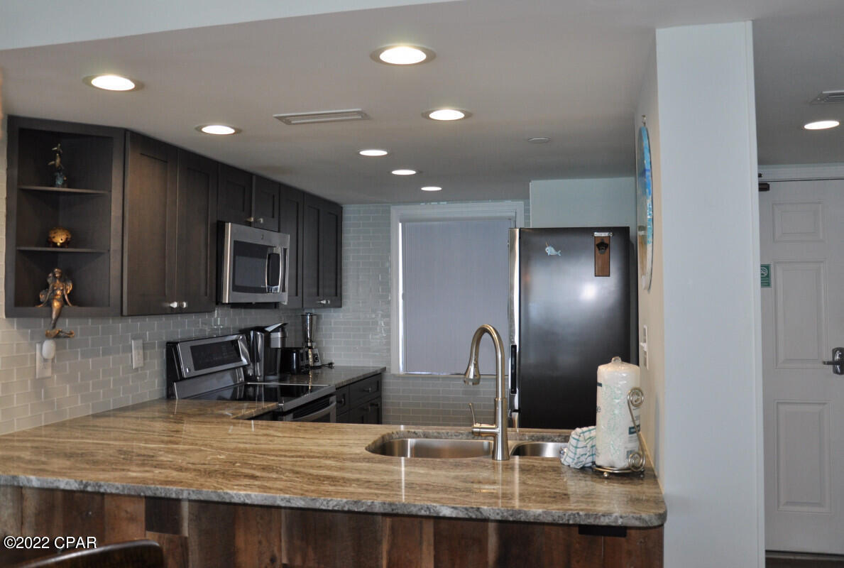 The Commodore - Residential