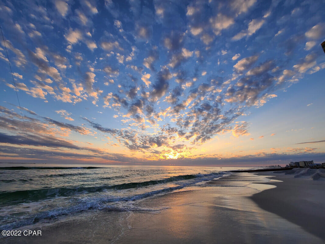 The Commodore - Residential