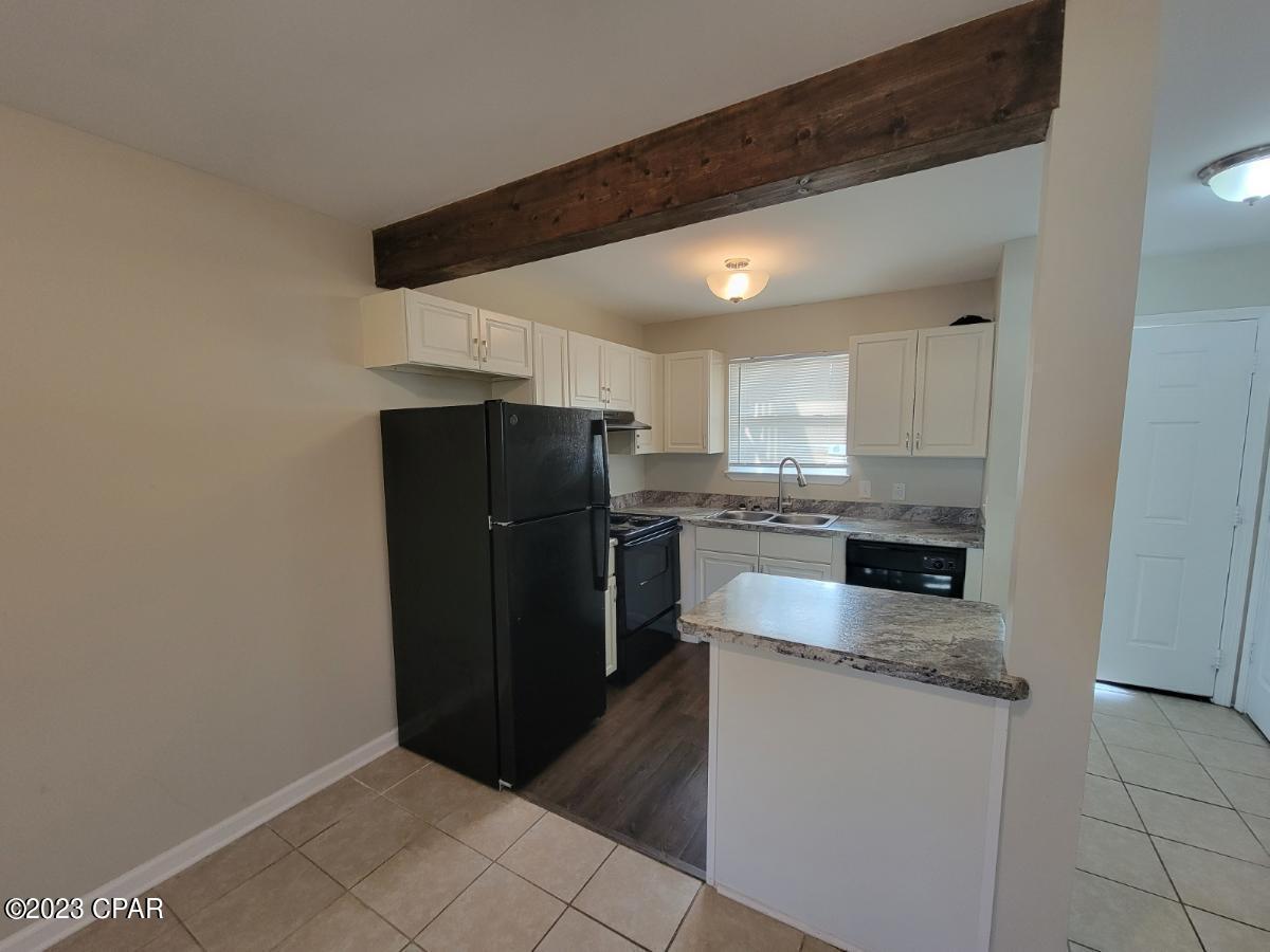 [No Recorded Subdiv] - Residential Lease