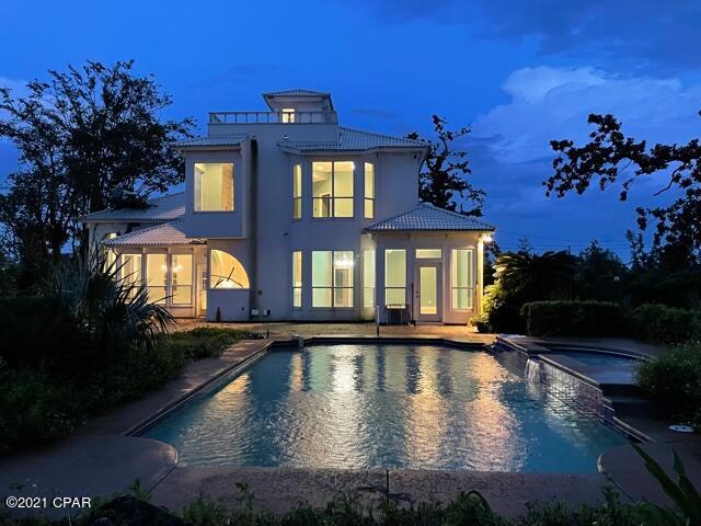 College Point - Residential