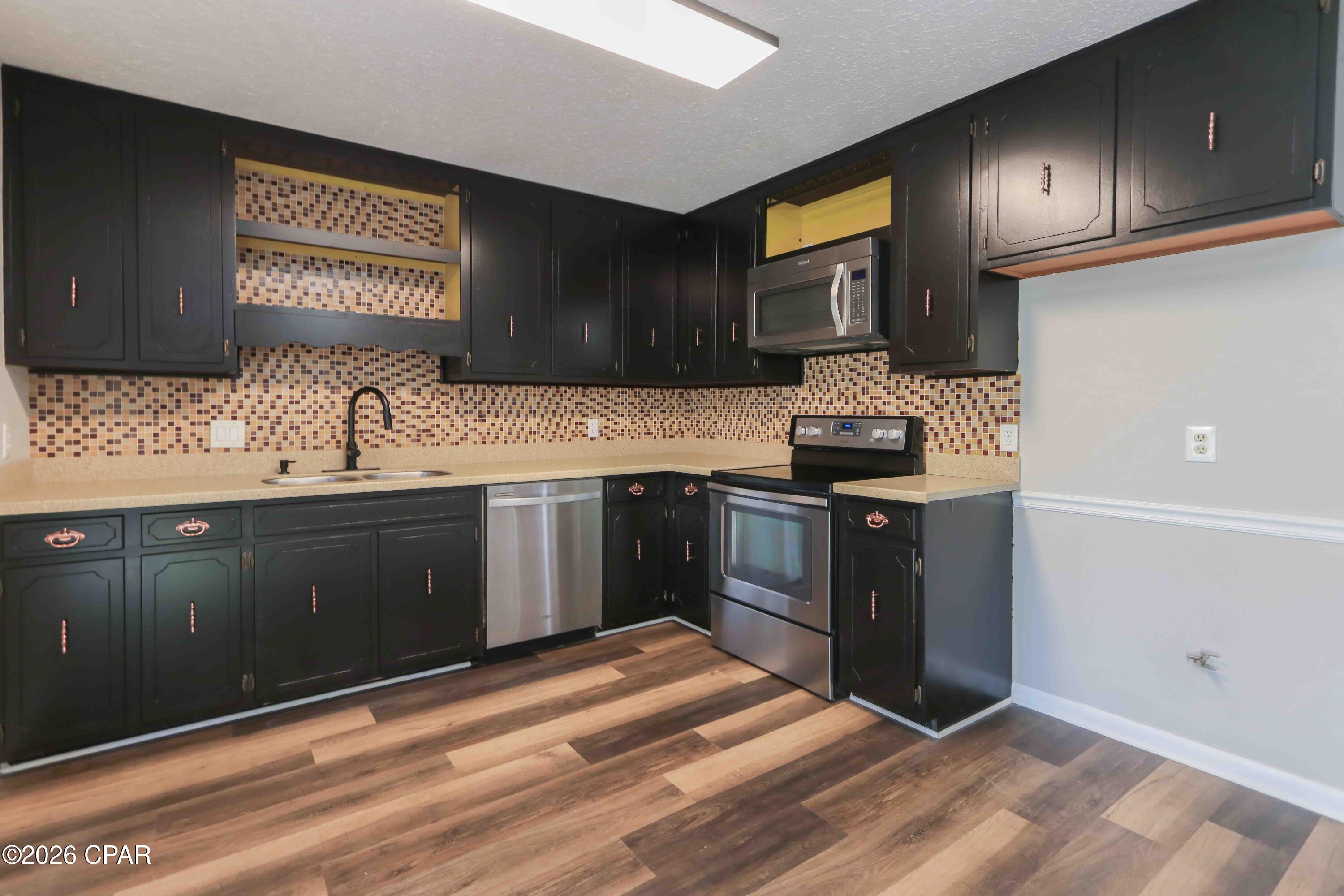 Pine Forest Est Ph 1 - Residential