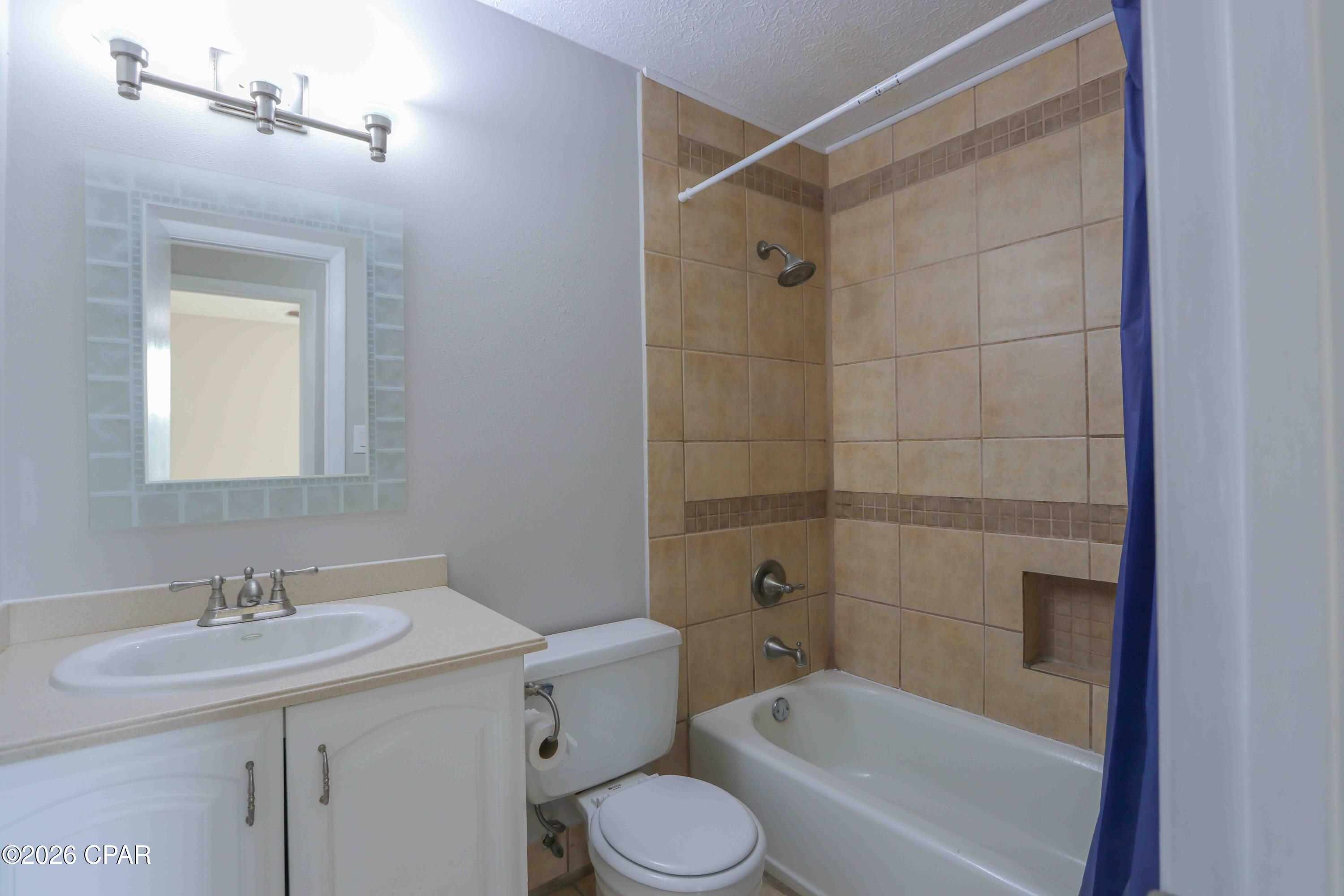 Pine Forest Est Ph 1 - Residential