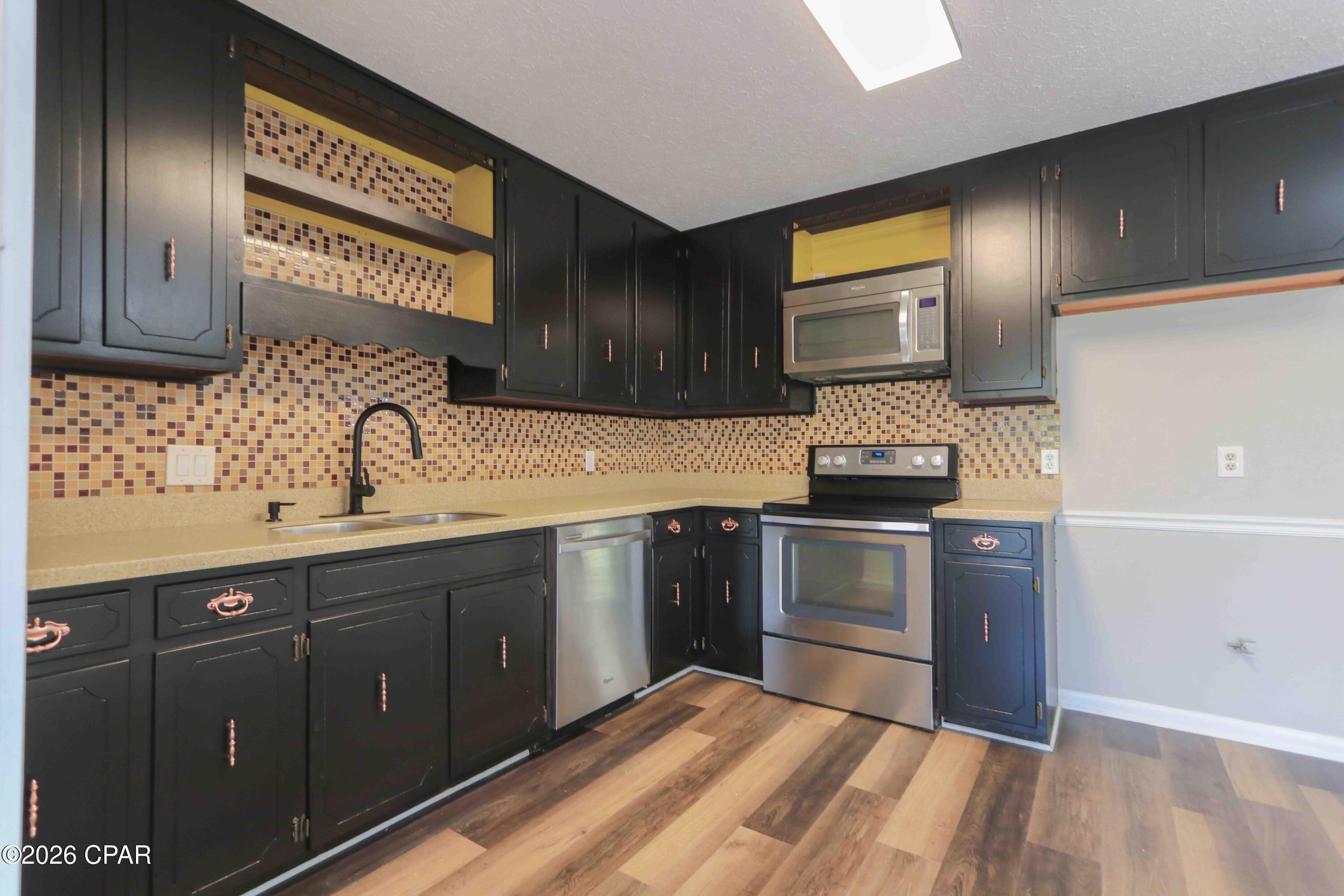 Pine Forest Est Ph 1 - Residential