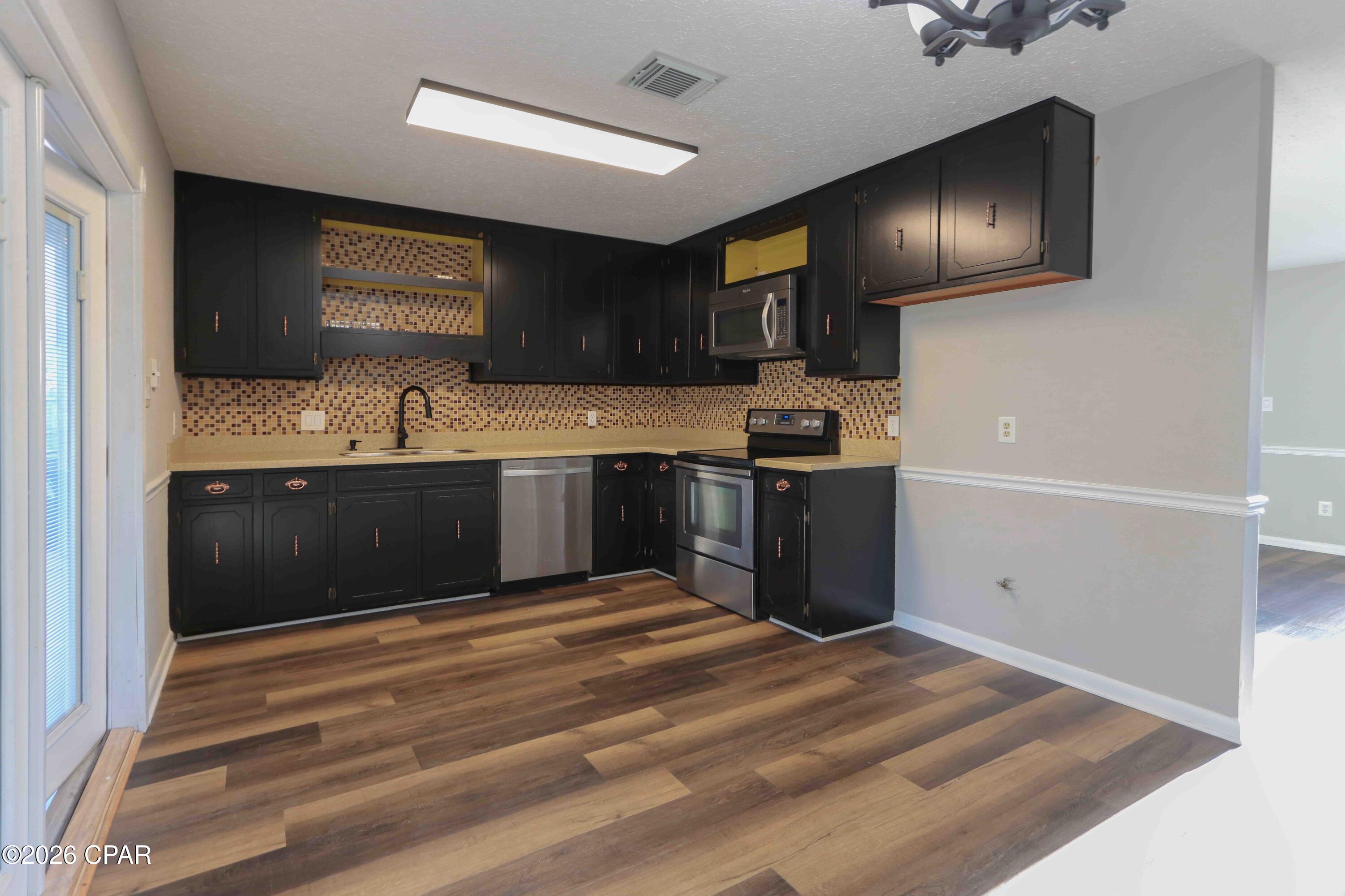 Pine Forest Est Ph 1 - Residential