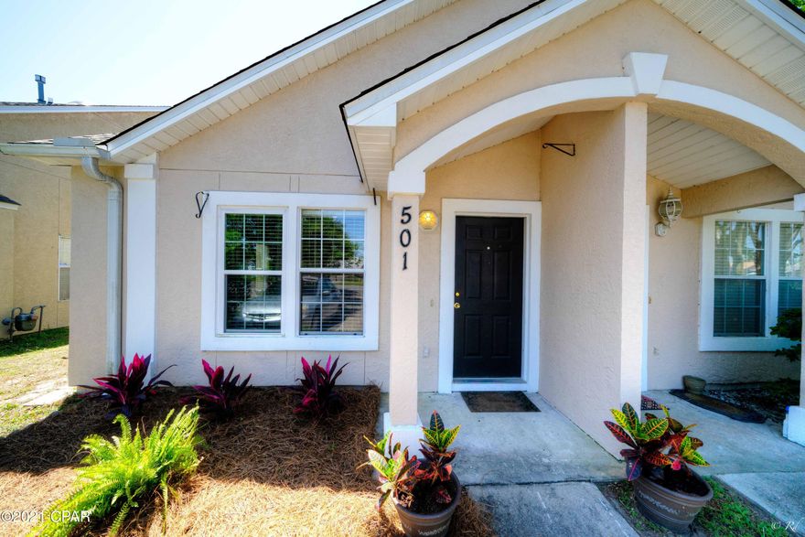 'CURRENTLY UNDER CONTRACT, SELLER ACCEPTING BACKUP OFFERS' This cozy townhome offers spacious bedrooms, recently updated kitchen cabinets, formica counters, and Spanish-style tiled backsplash, newly painted bedrooms, and a new water heater as of 2021. The roof and fence were recently installed in 2019.  The well shaded back porch creates a relaxing spot to grill out or read a book! This one won't last long!