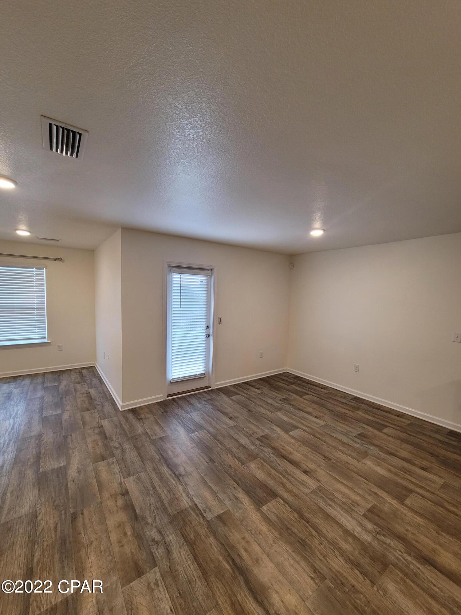 Bridge Harbor - Residential Lease