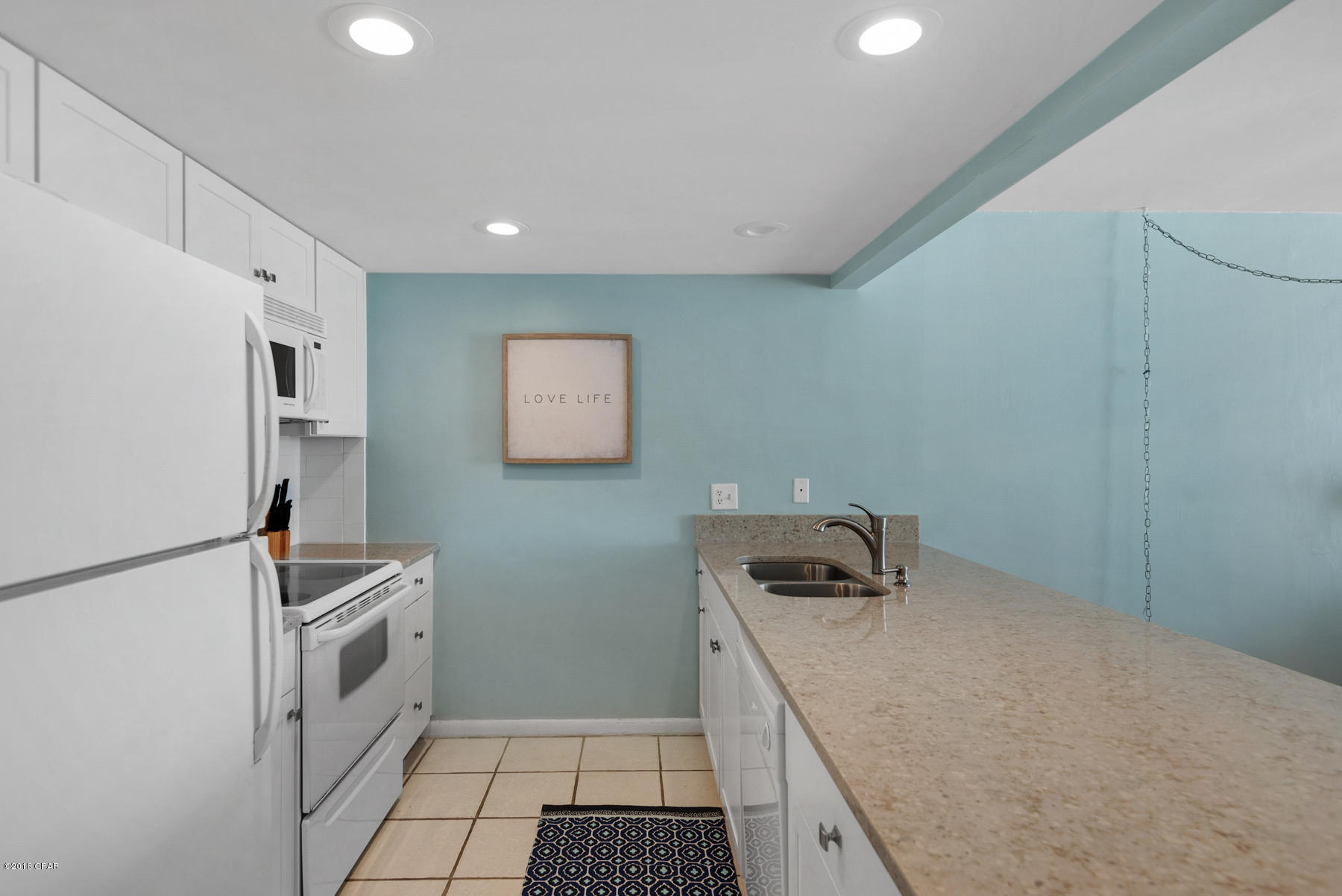 Leeward/Windward Condo - Residential