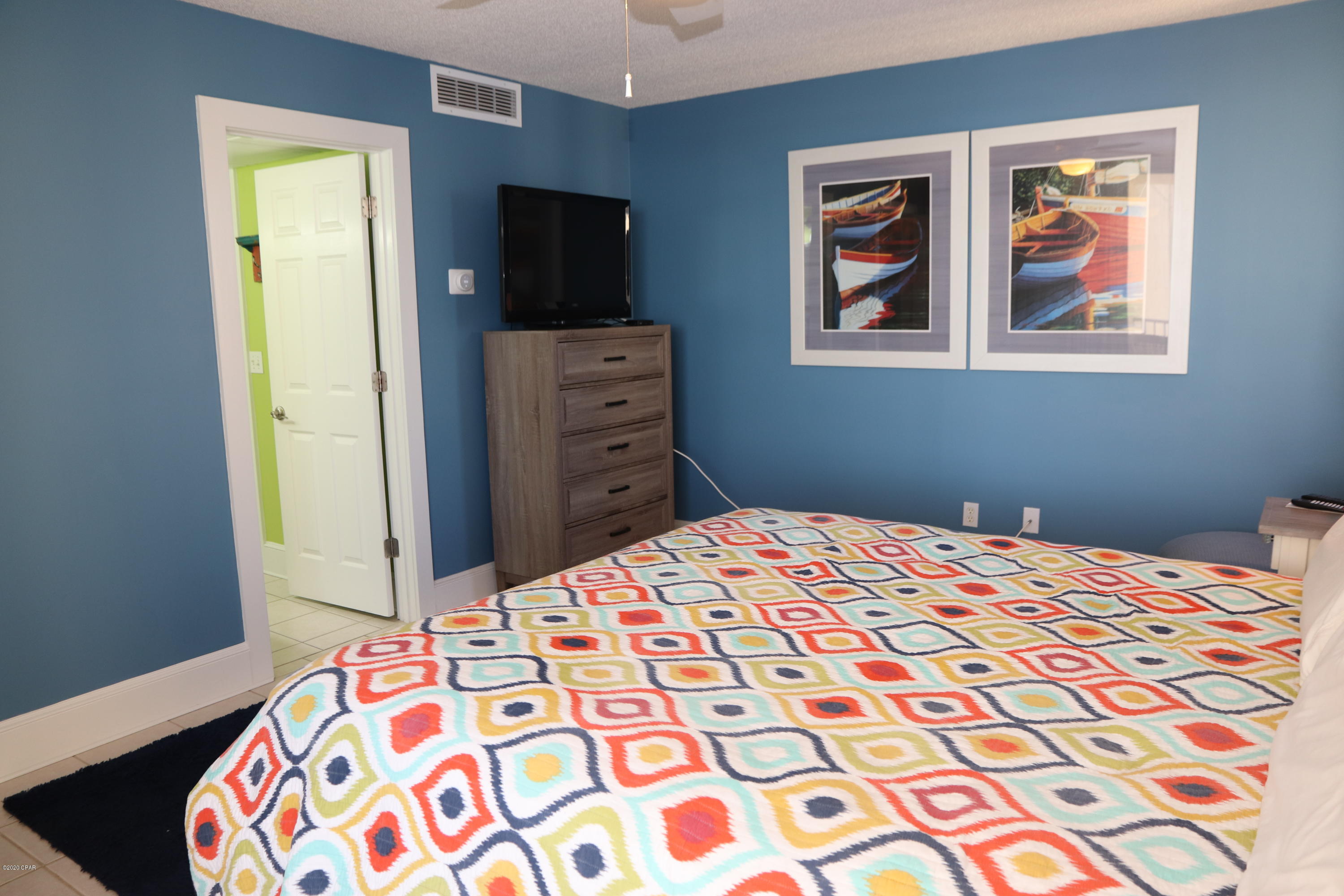 Long Beach Towers IV - Residential