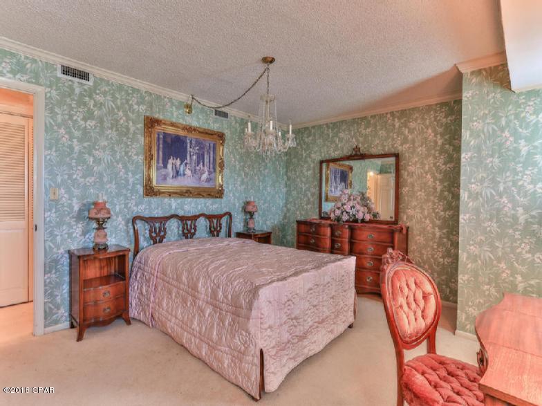 Regency Towers - Residential