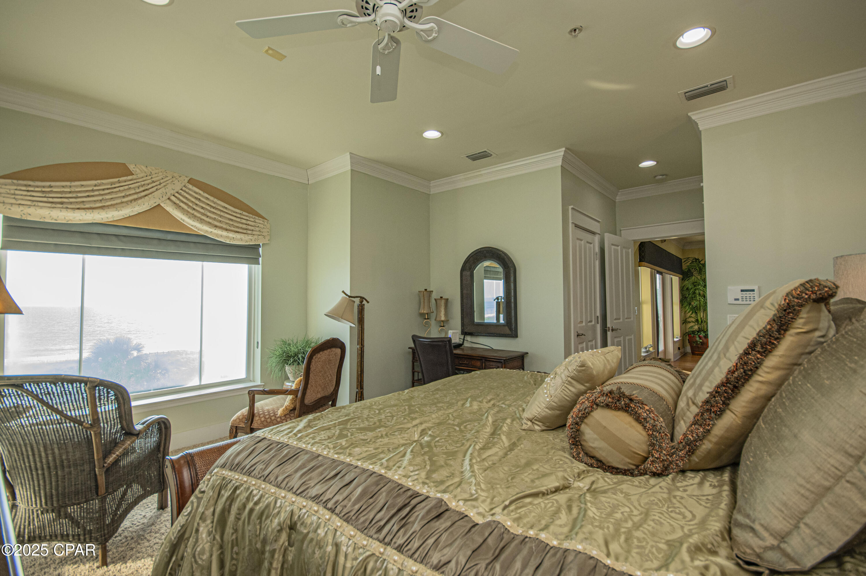 Bare Footin Condominium - Residential