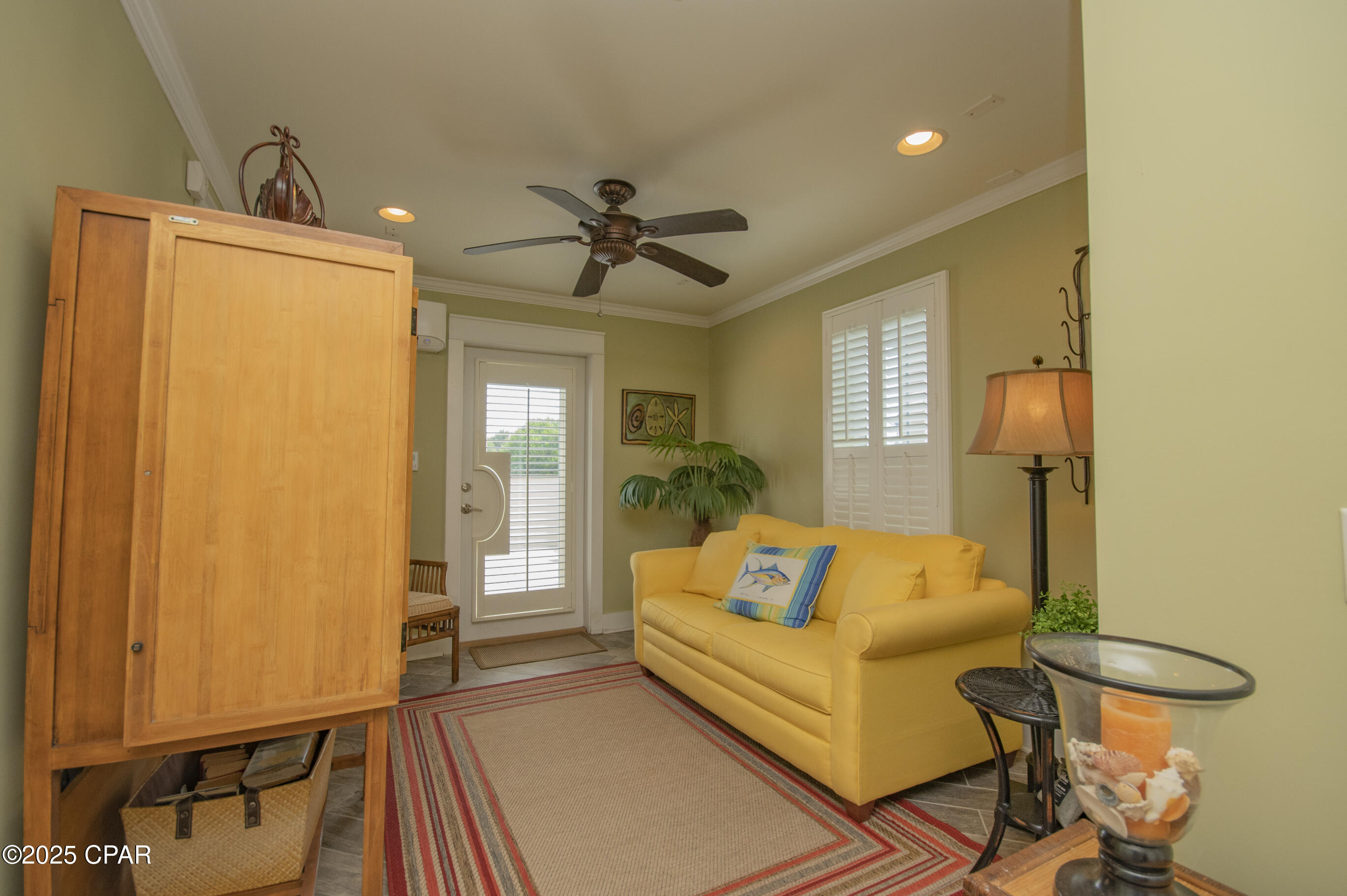 Bare Footin Condominium - Residential