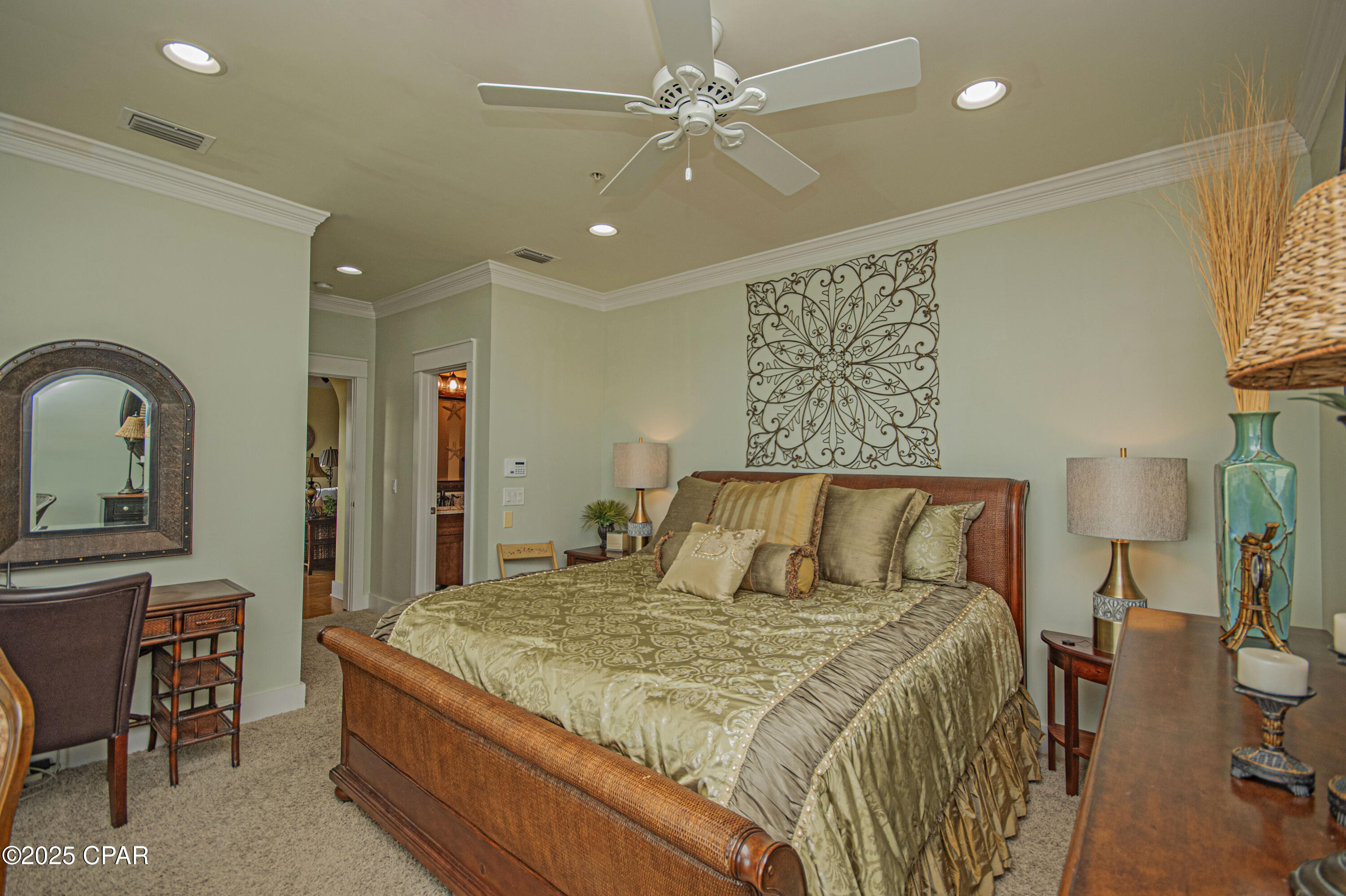 Bare Footin Condominium - Residential