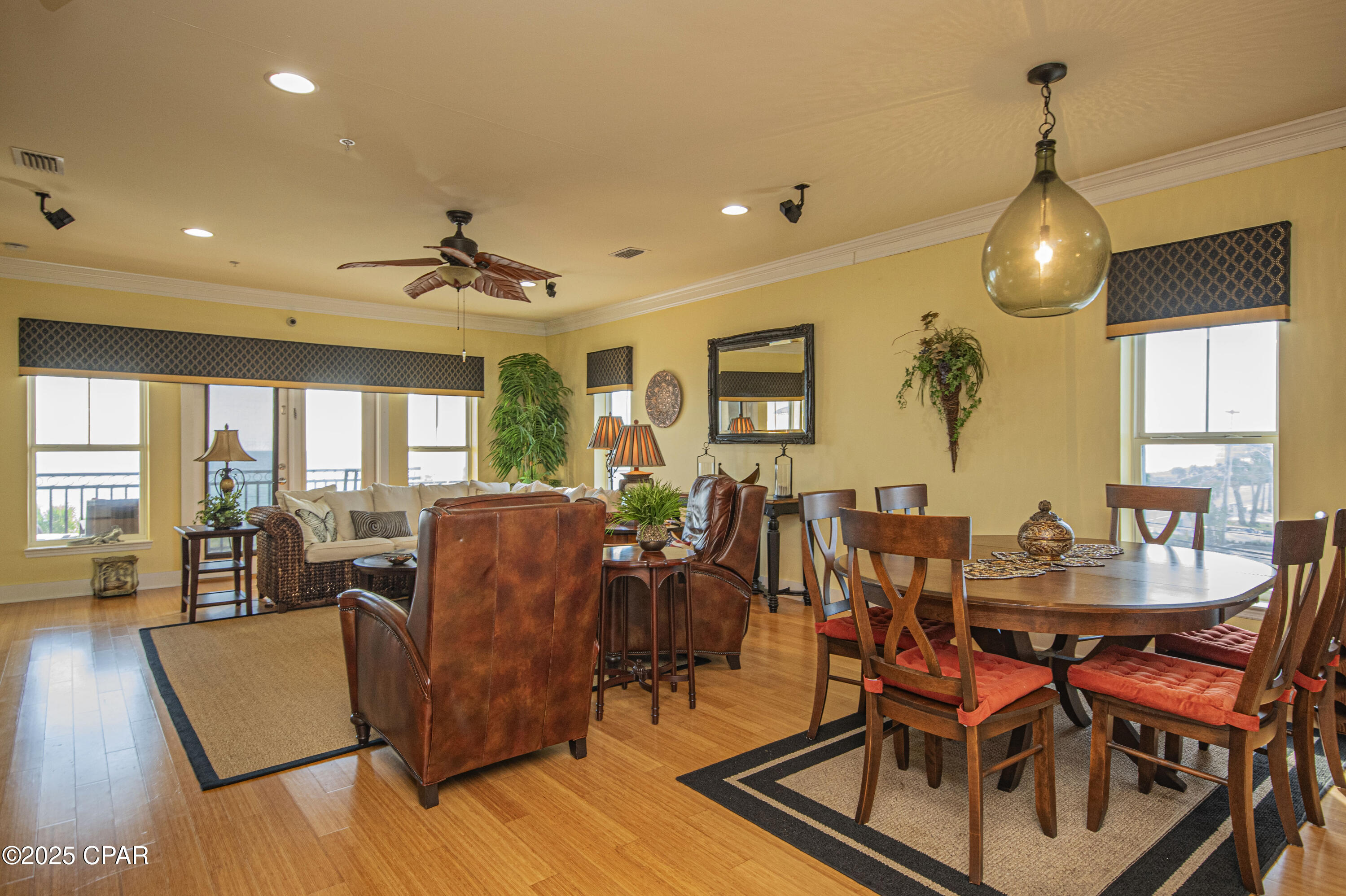 Bare Footin Condominium - Residential