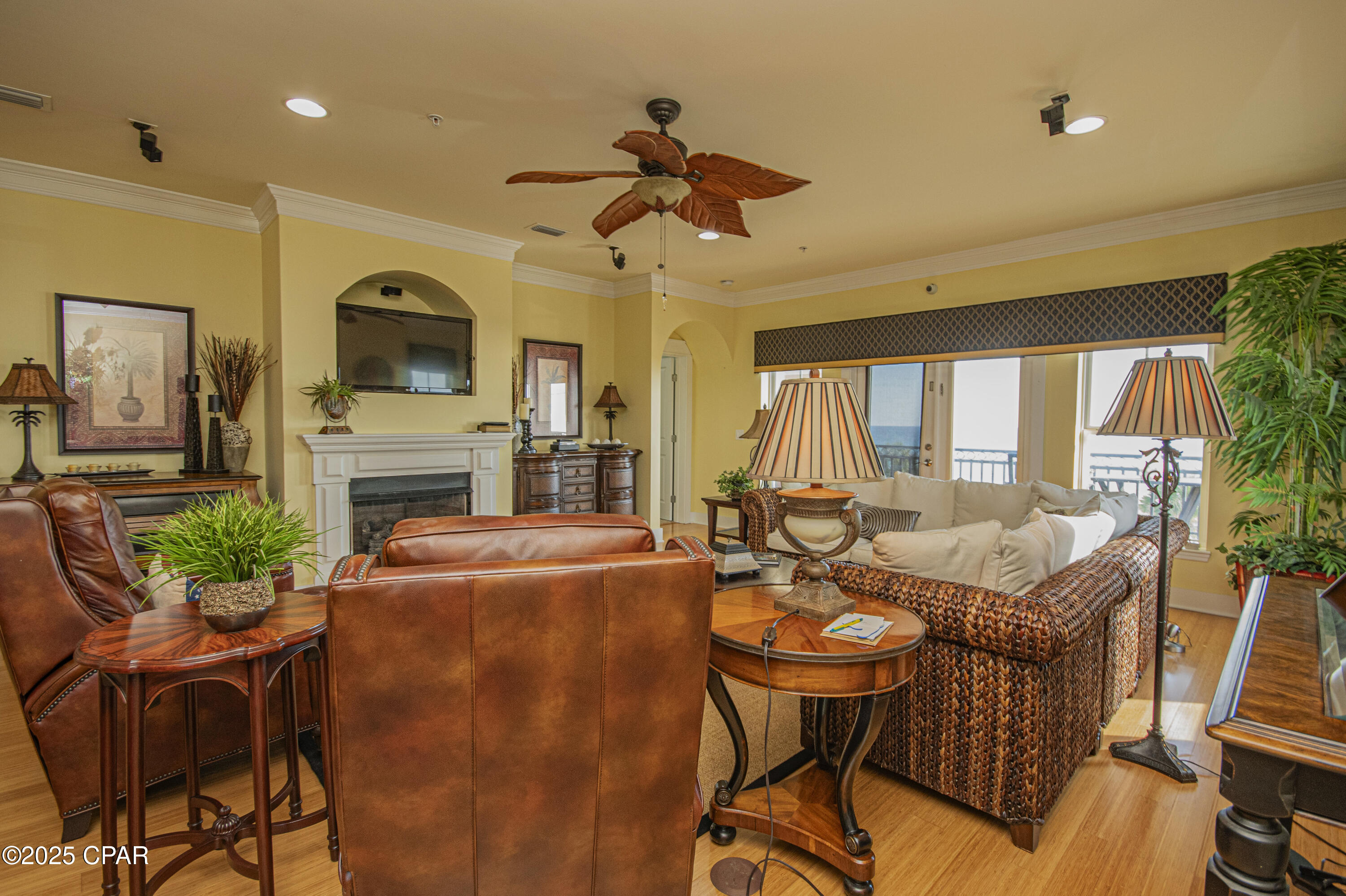 Bare Footin Condominium - Residential