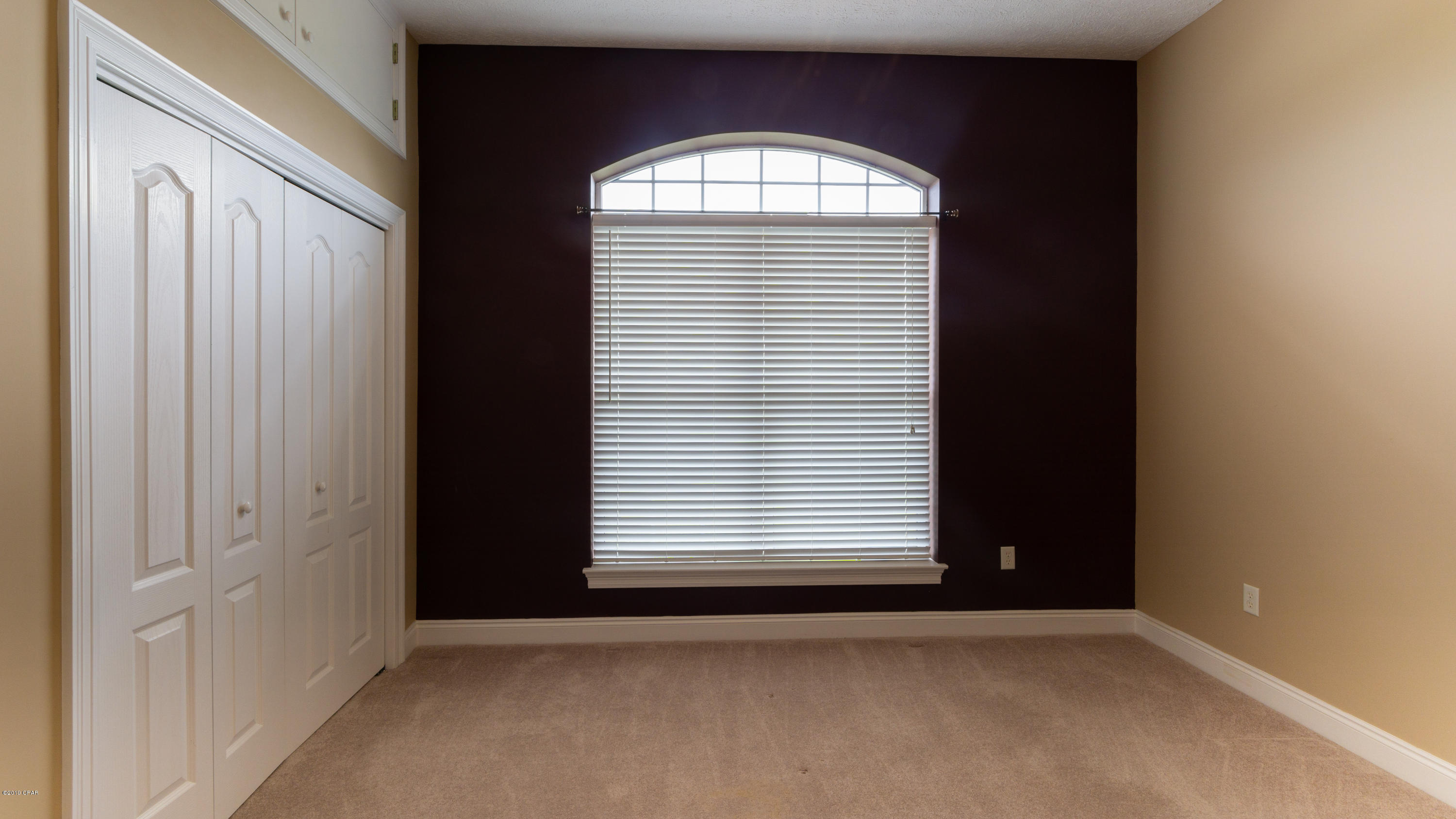 Kirkland Manor - Residential