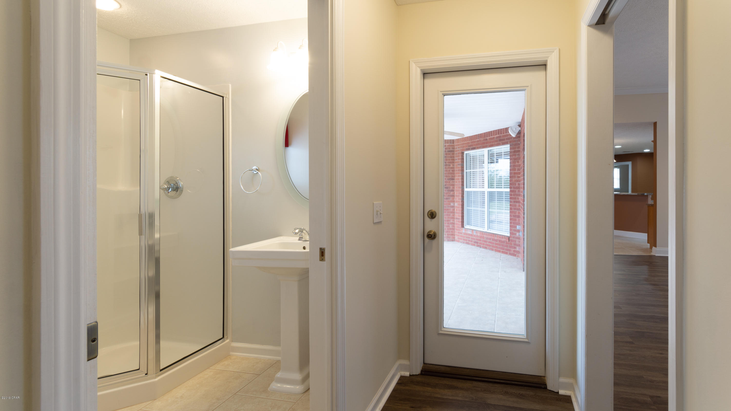 Kirkland Manor - Residential