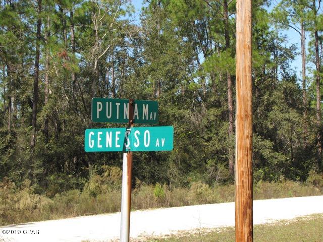 Compass Lake In The Hills - Land