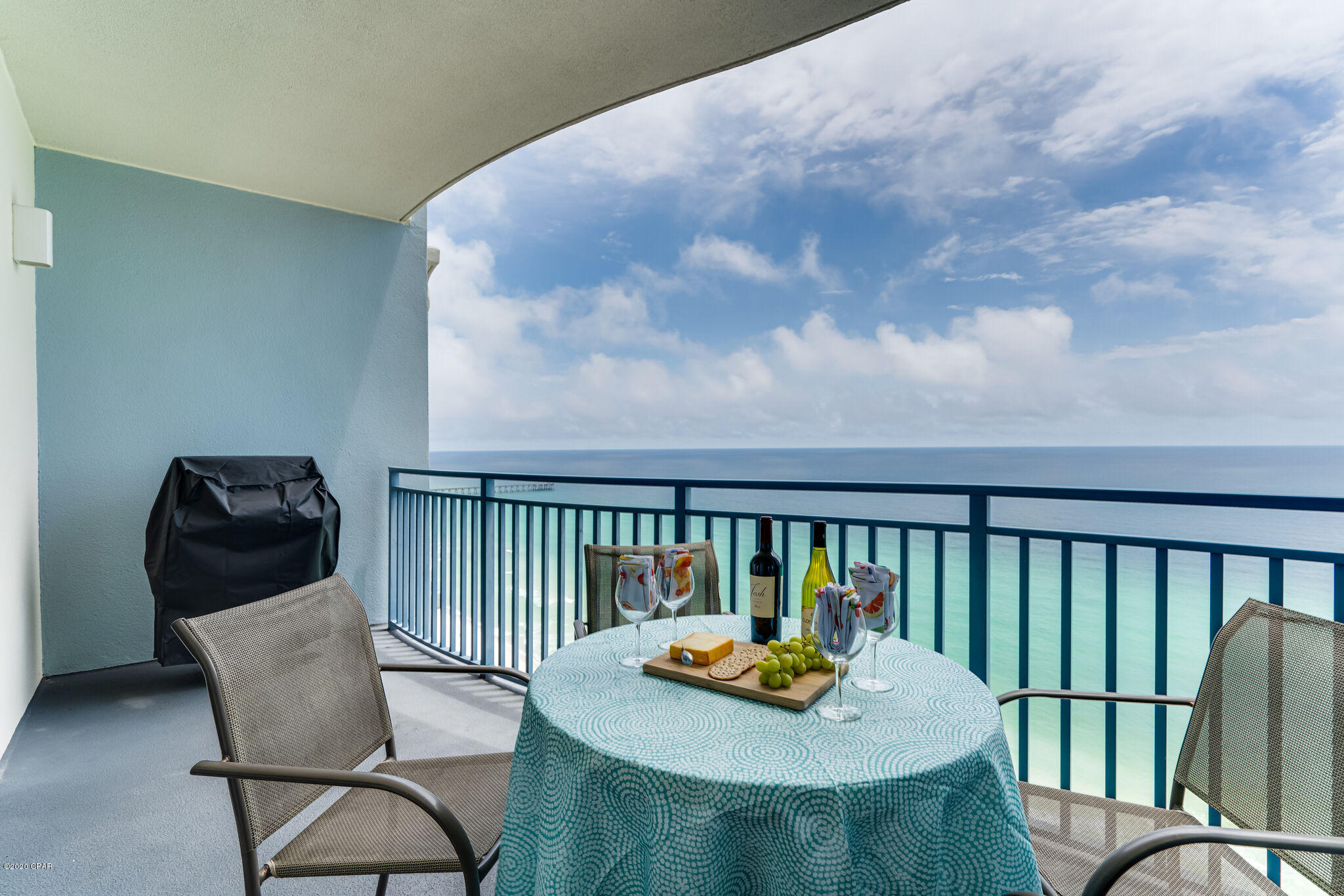 Sterling Breeze - Residential