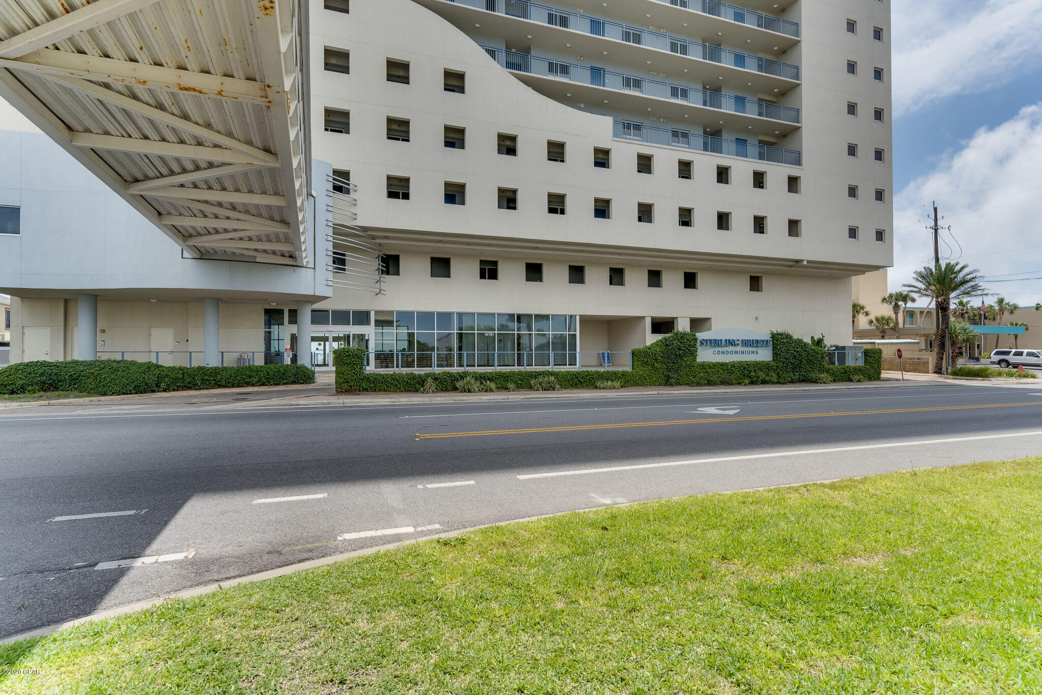 Sterling Breeze - Residential