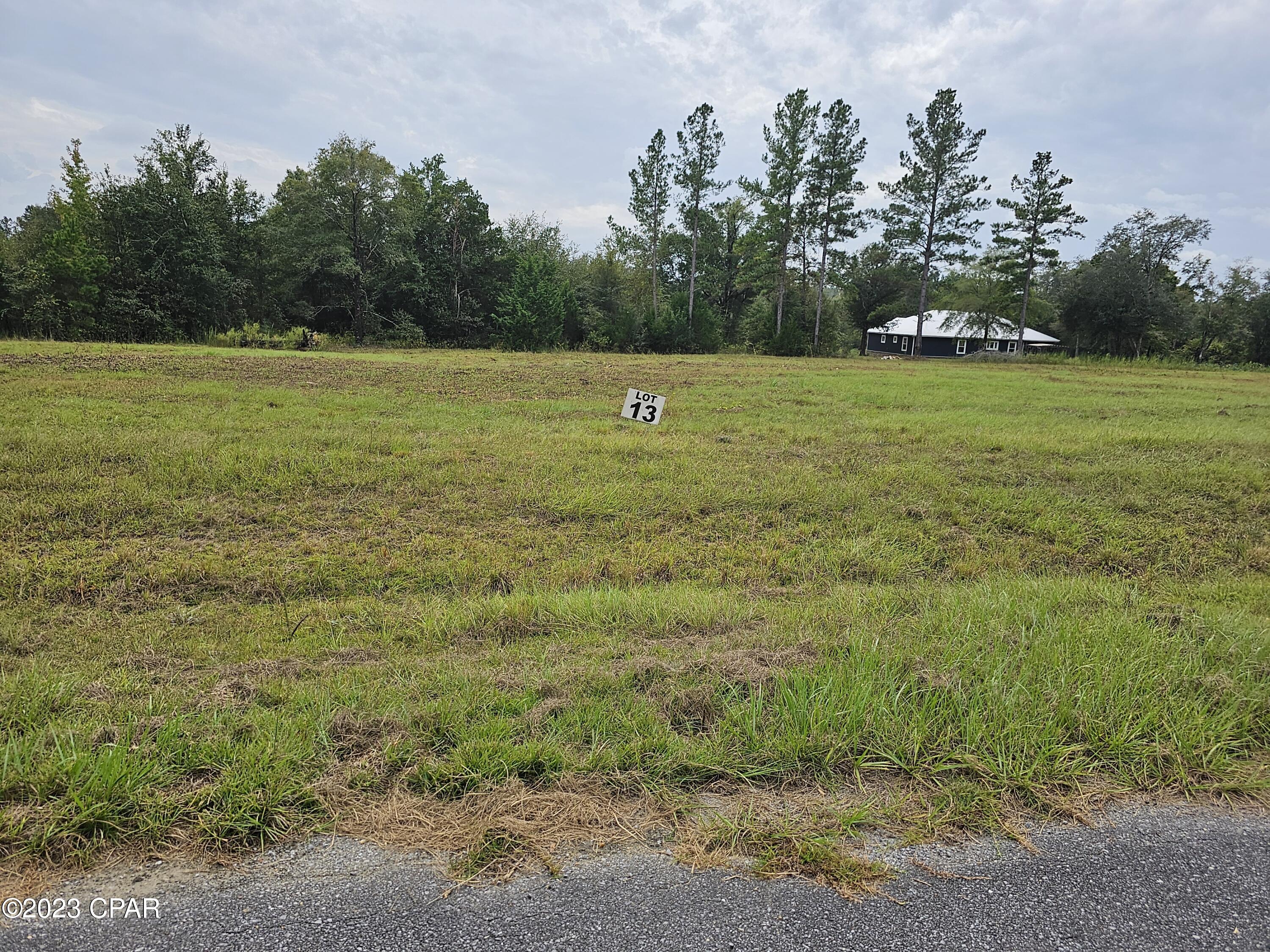 Kiersten Heights - Land