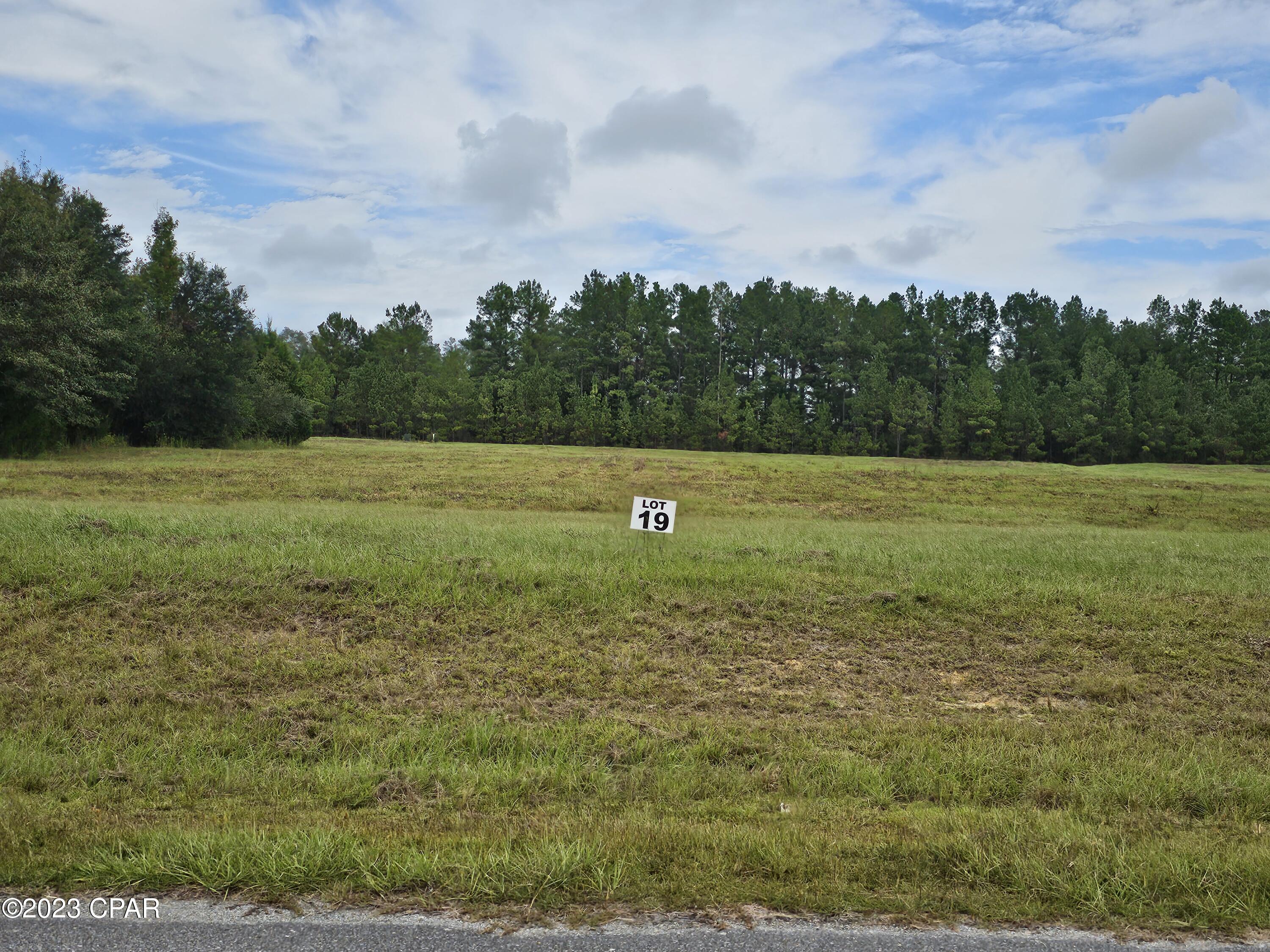 Kiersten Heights - Land