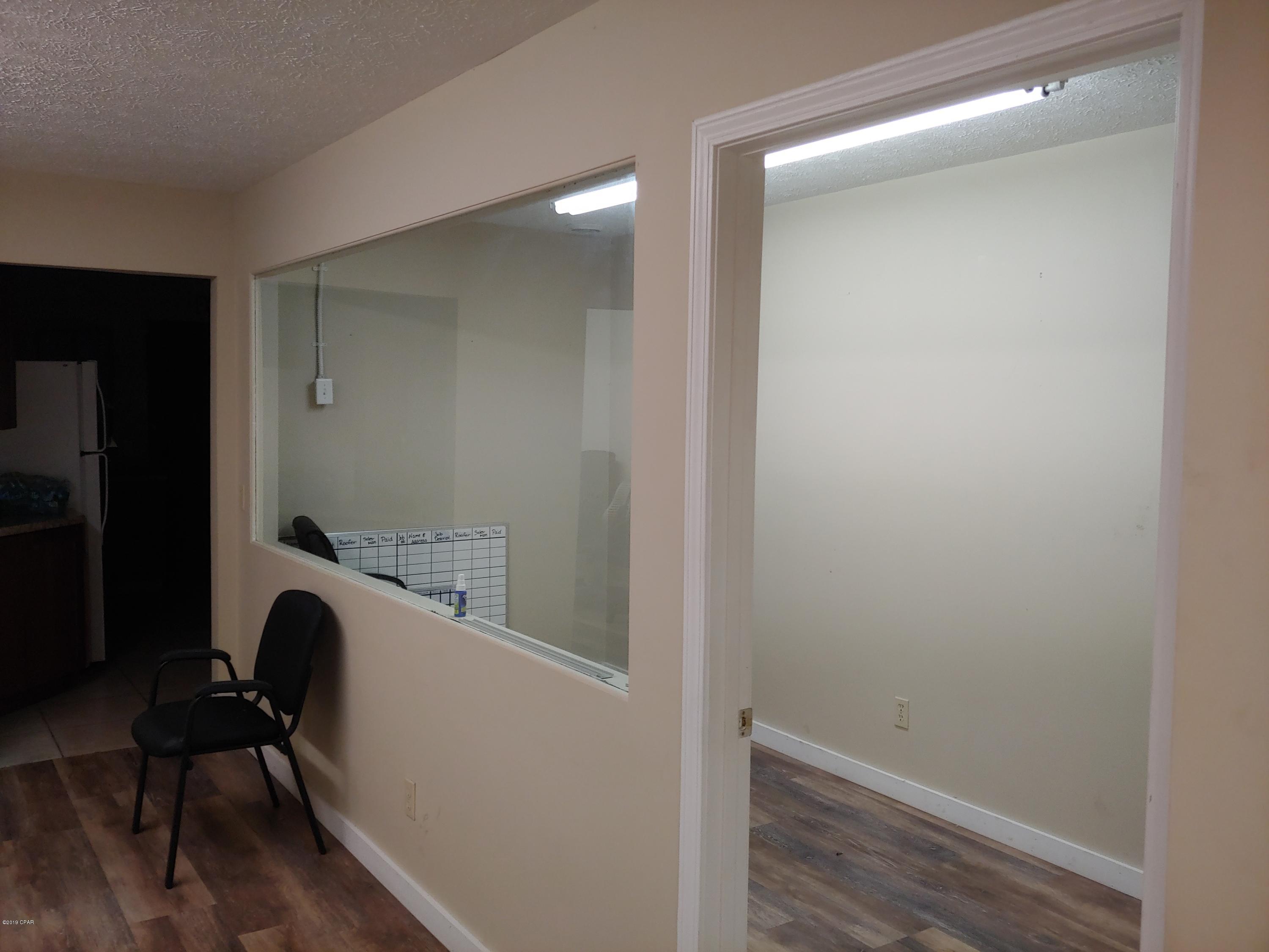 Holley Circle Commercial Park - Commercial Lease