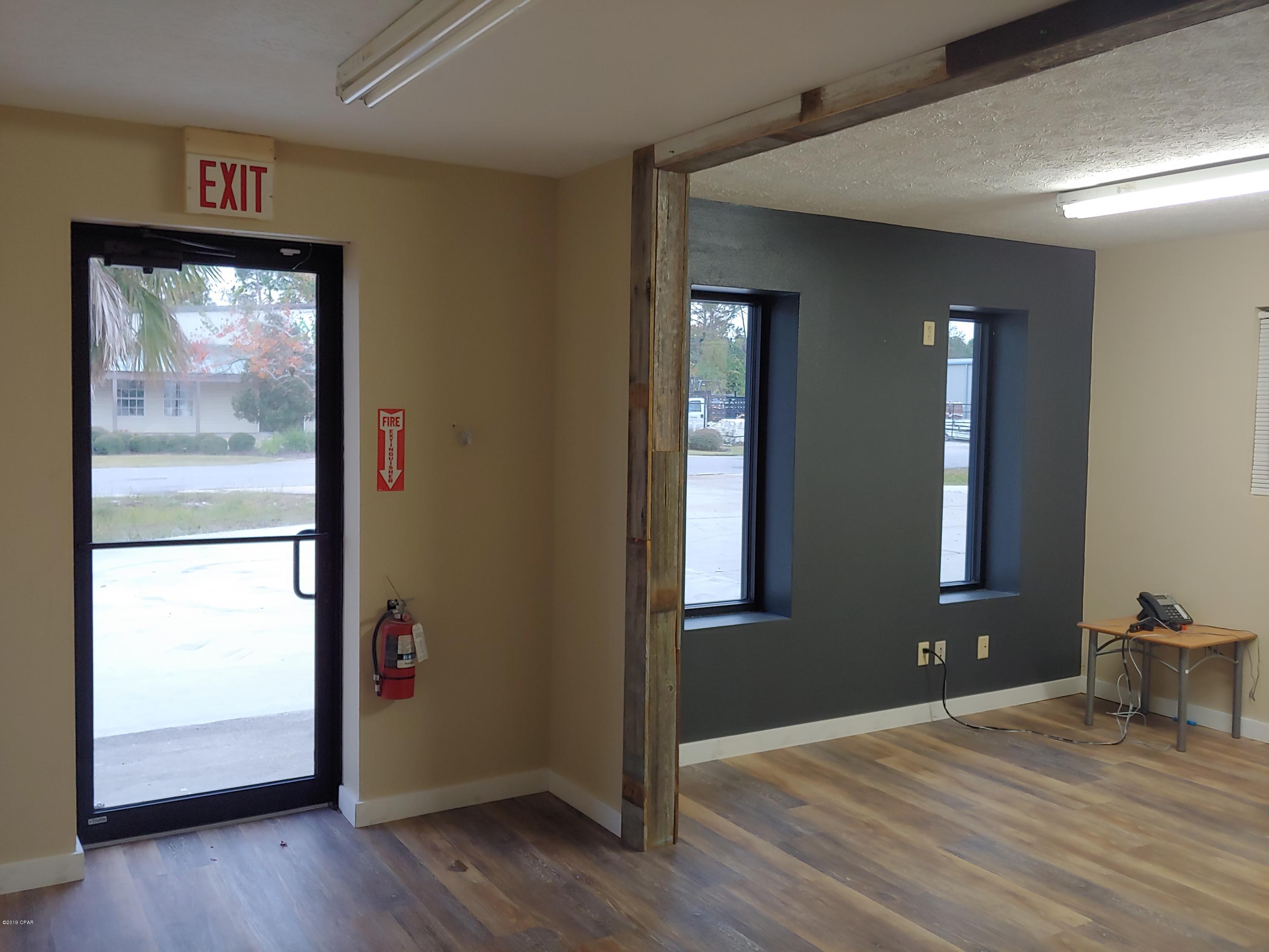 Holley Circle Commercial Park - Commercial Lease