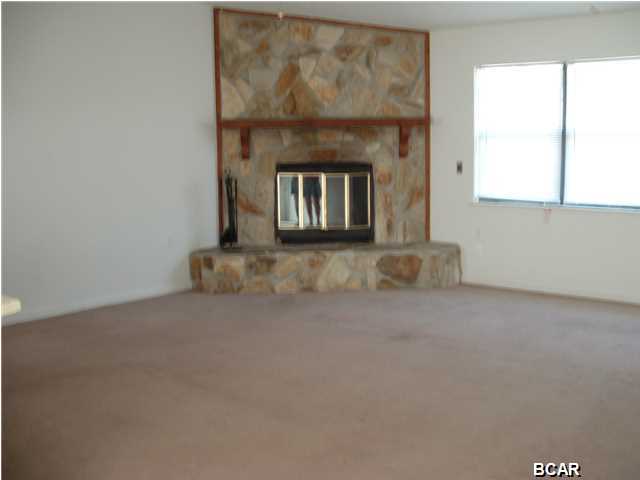 Venetian Villa 1st Add Replat - Residential Lease