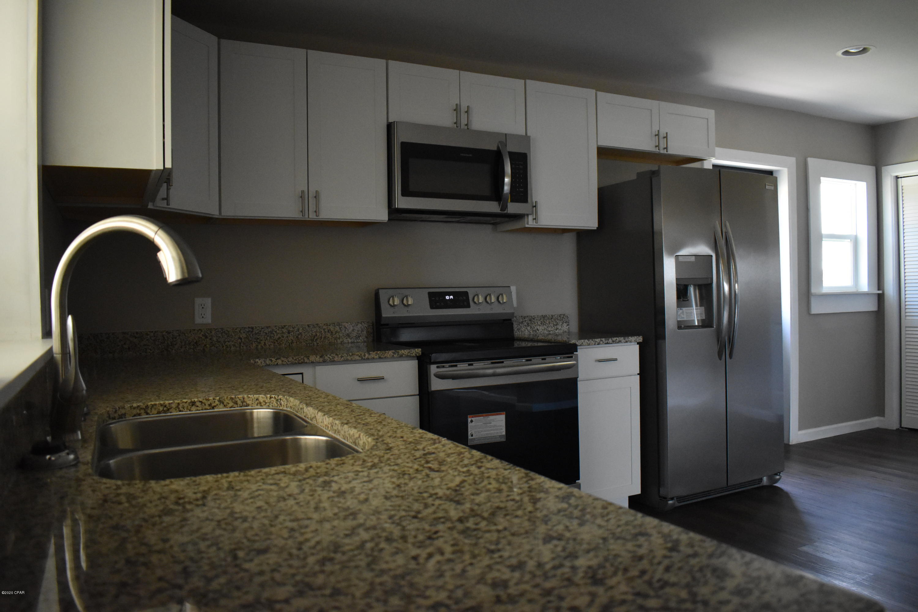 [No Recorded Subdiv] - Residential Lease