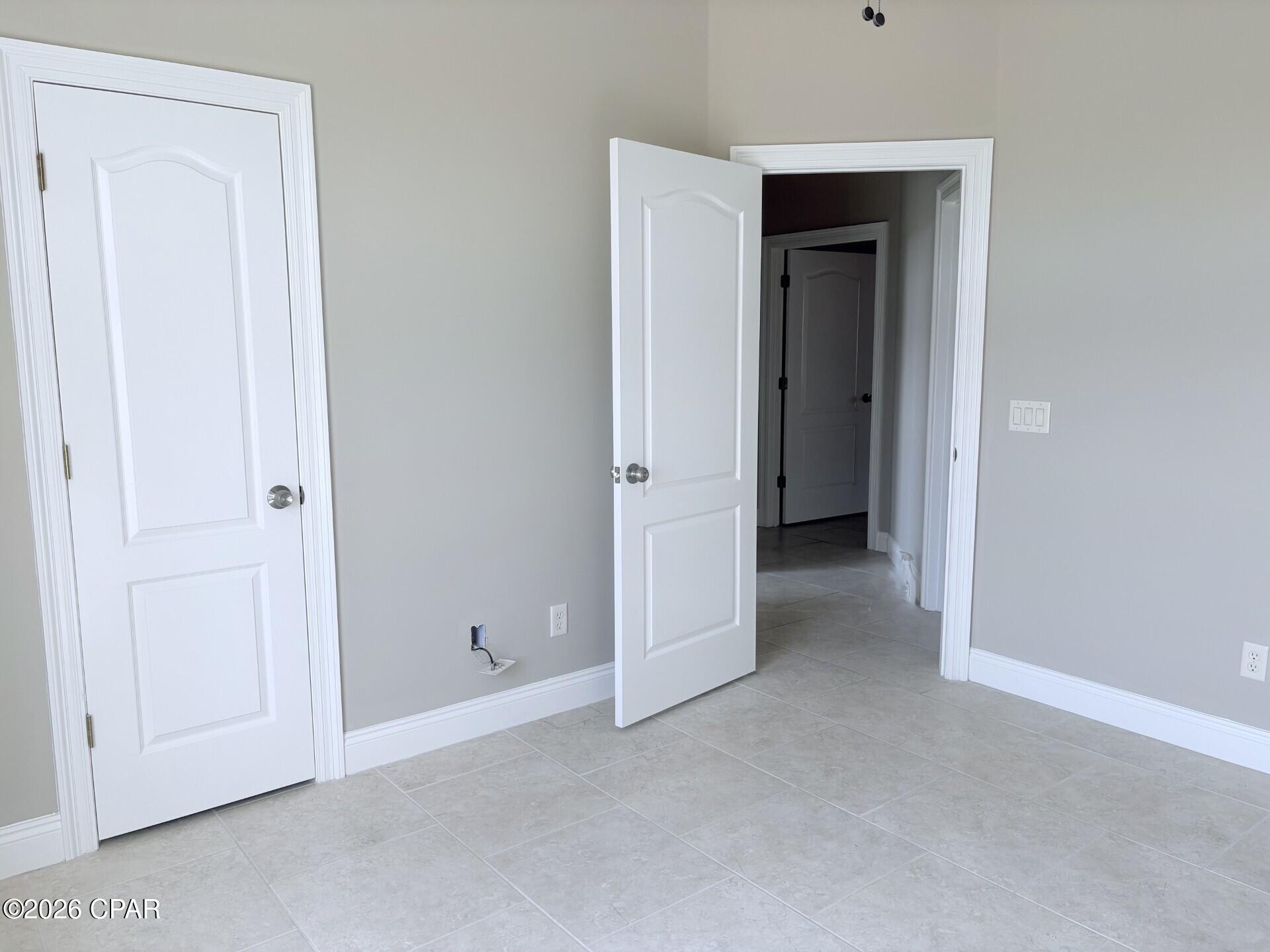 Kirkland Manor - Residential