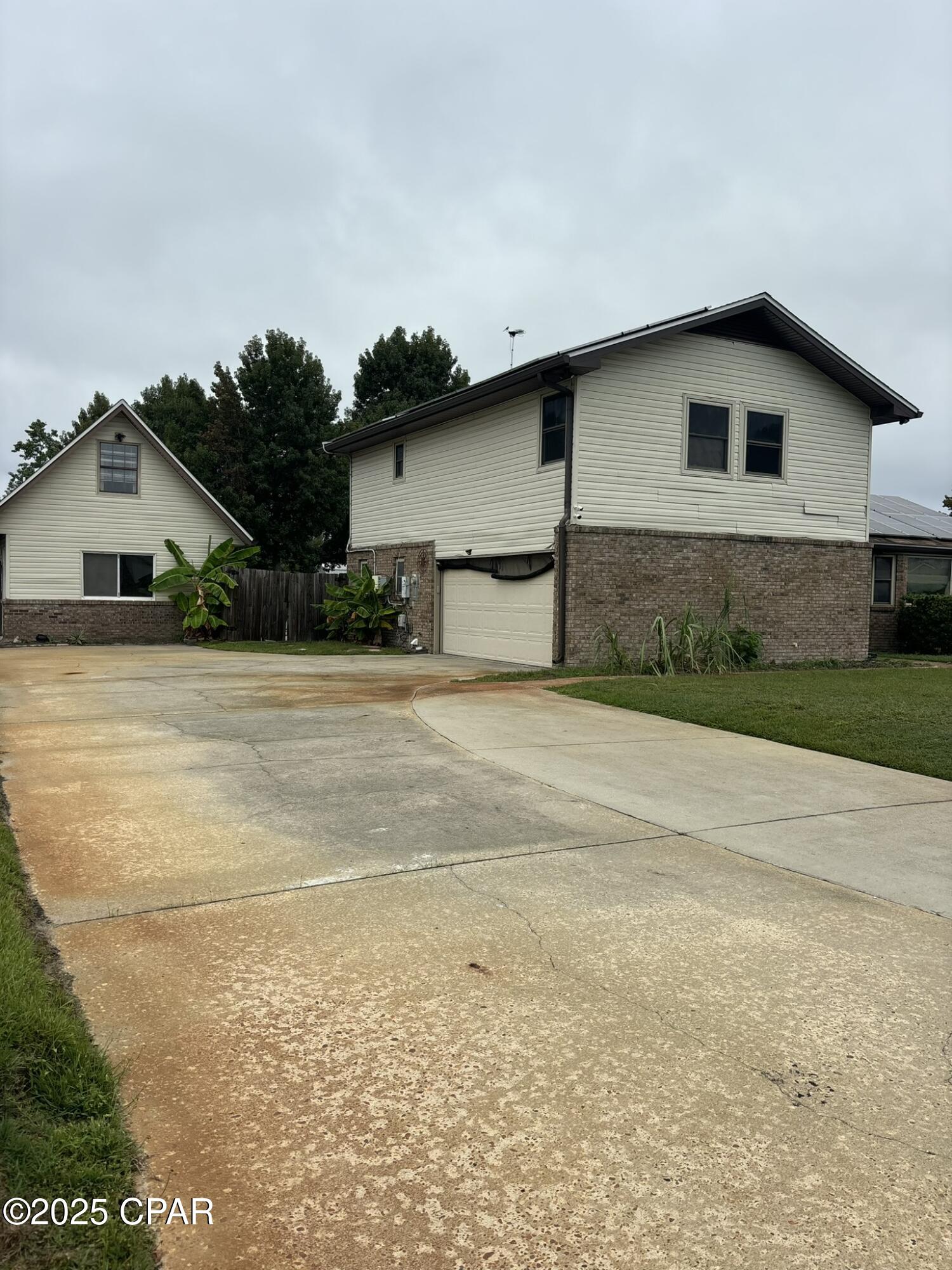 Derby Woods - Residential Lease