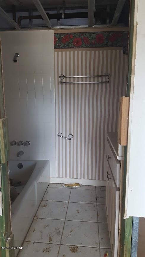 Cove Condominium - Residential