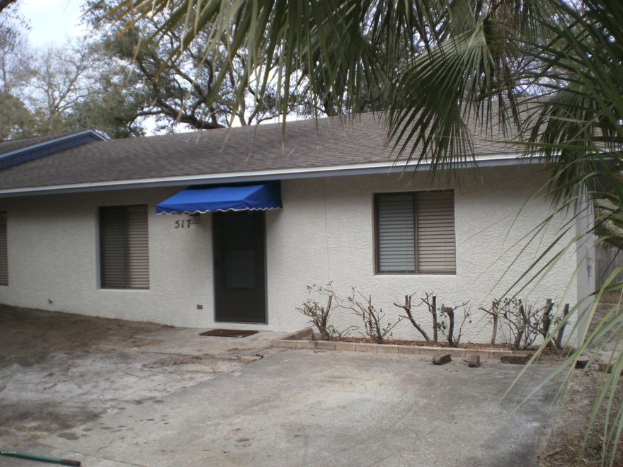 Spacious home, convenient to Cove and Downtown Panama City. Home has open dining room to kitchen, washer & dryer hookups, and fenced backyard.