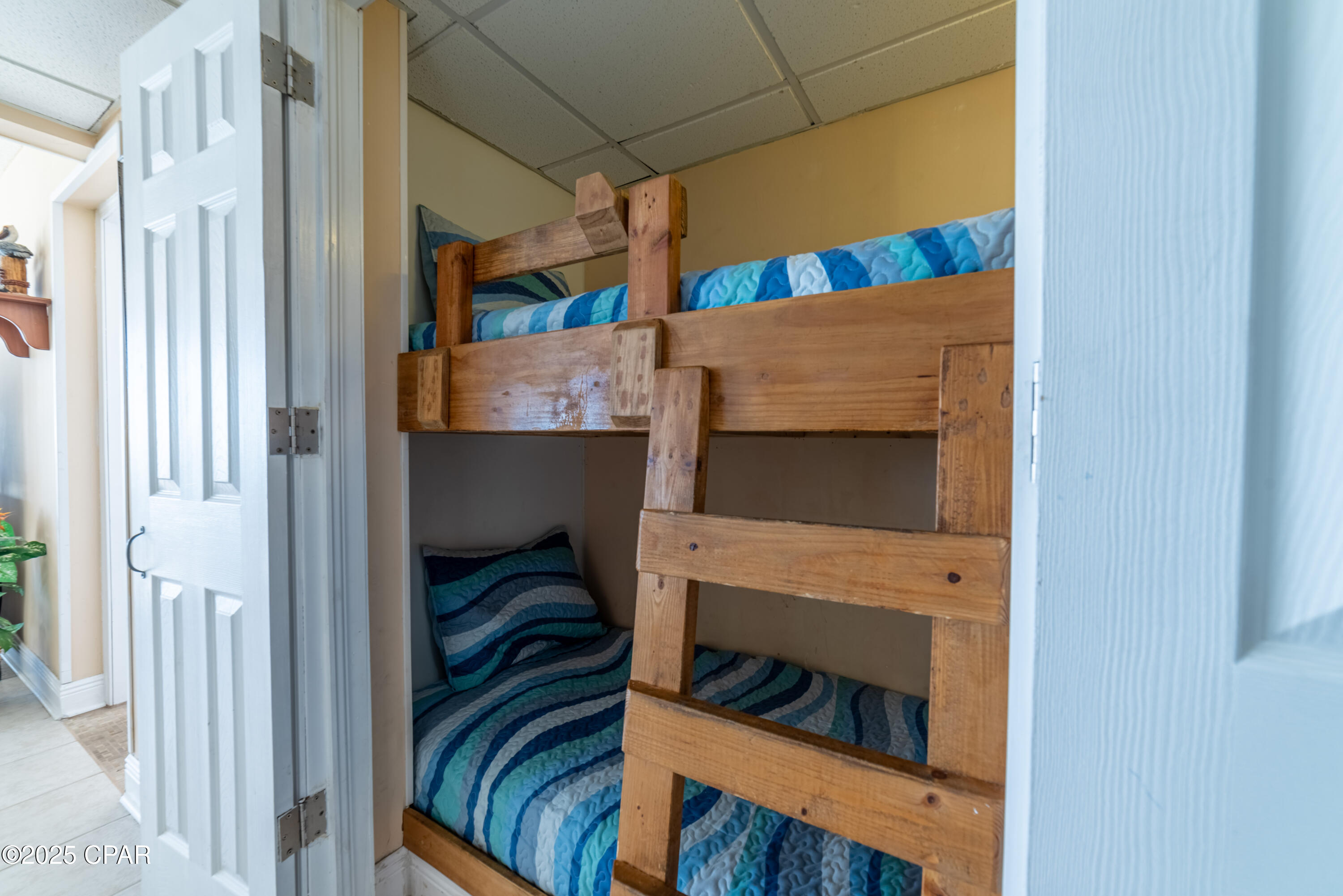 Leeward/Windward Condo - Residential