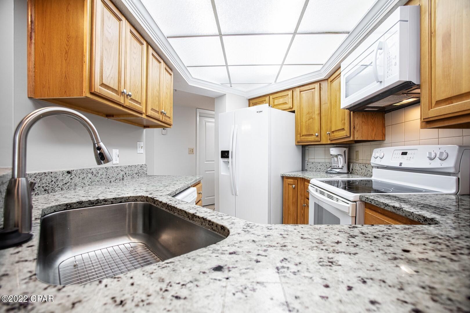 Summerhouse Condo. - Residential