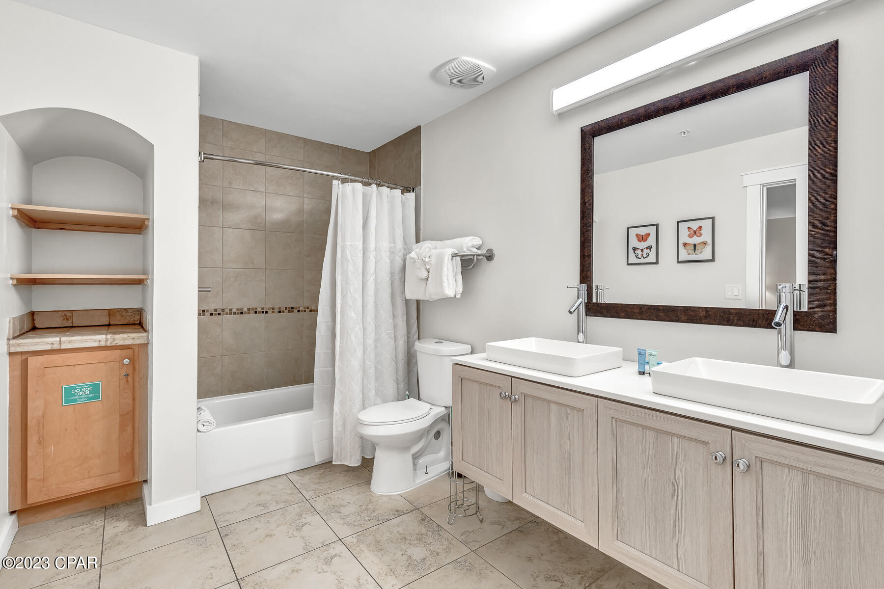 Panama City Beach, Florida 32413, United States, 3 Bedrooms Bedrooms, ,3 BathroomsBathrooms,Residential,Active,69670