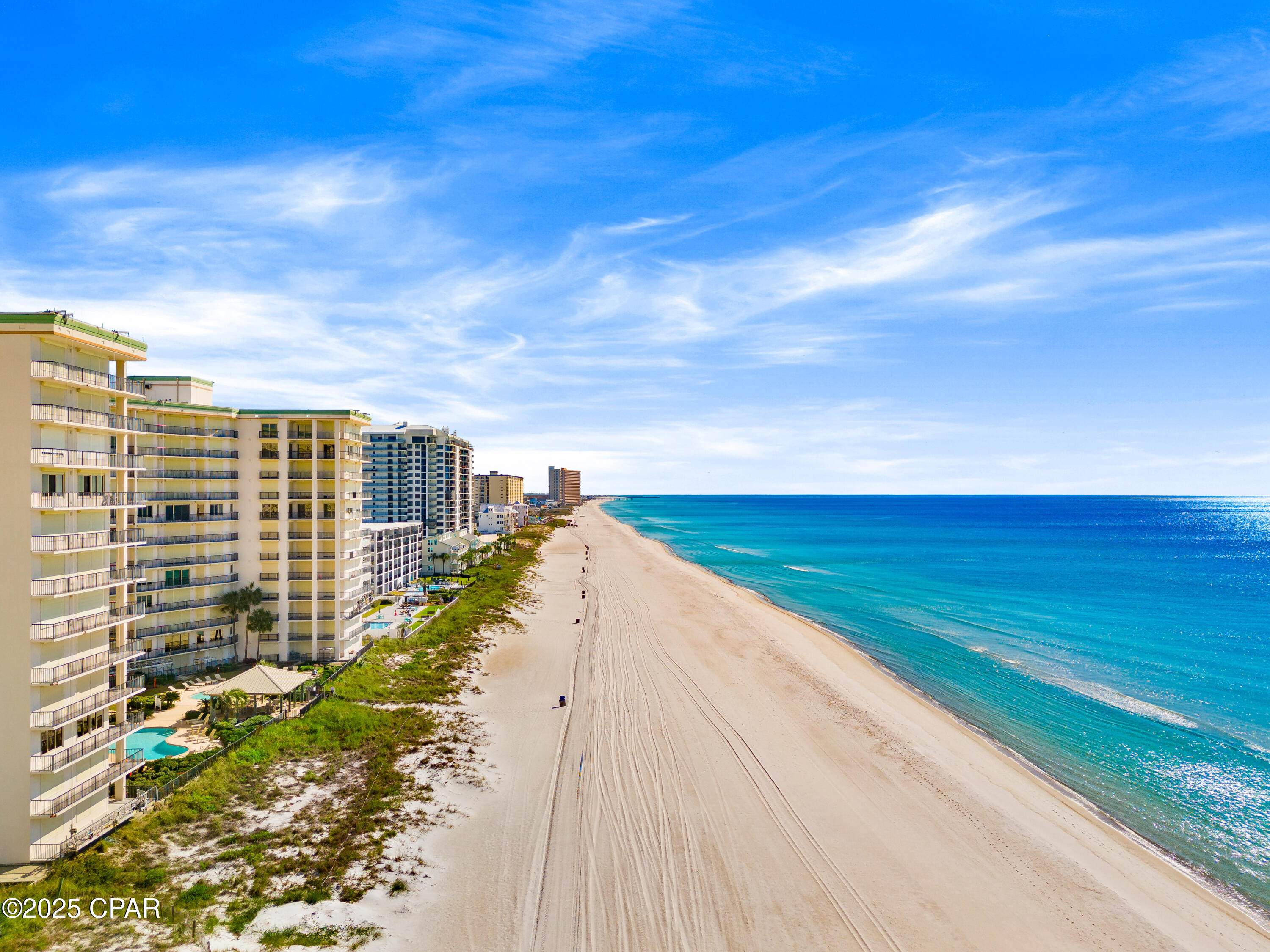 Summerwinds Condo - Residential