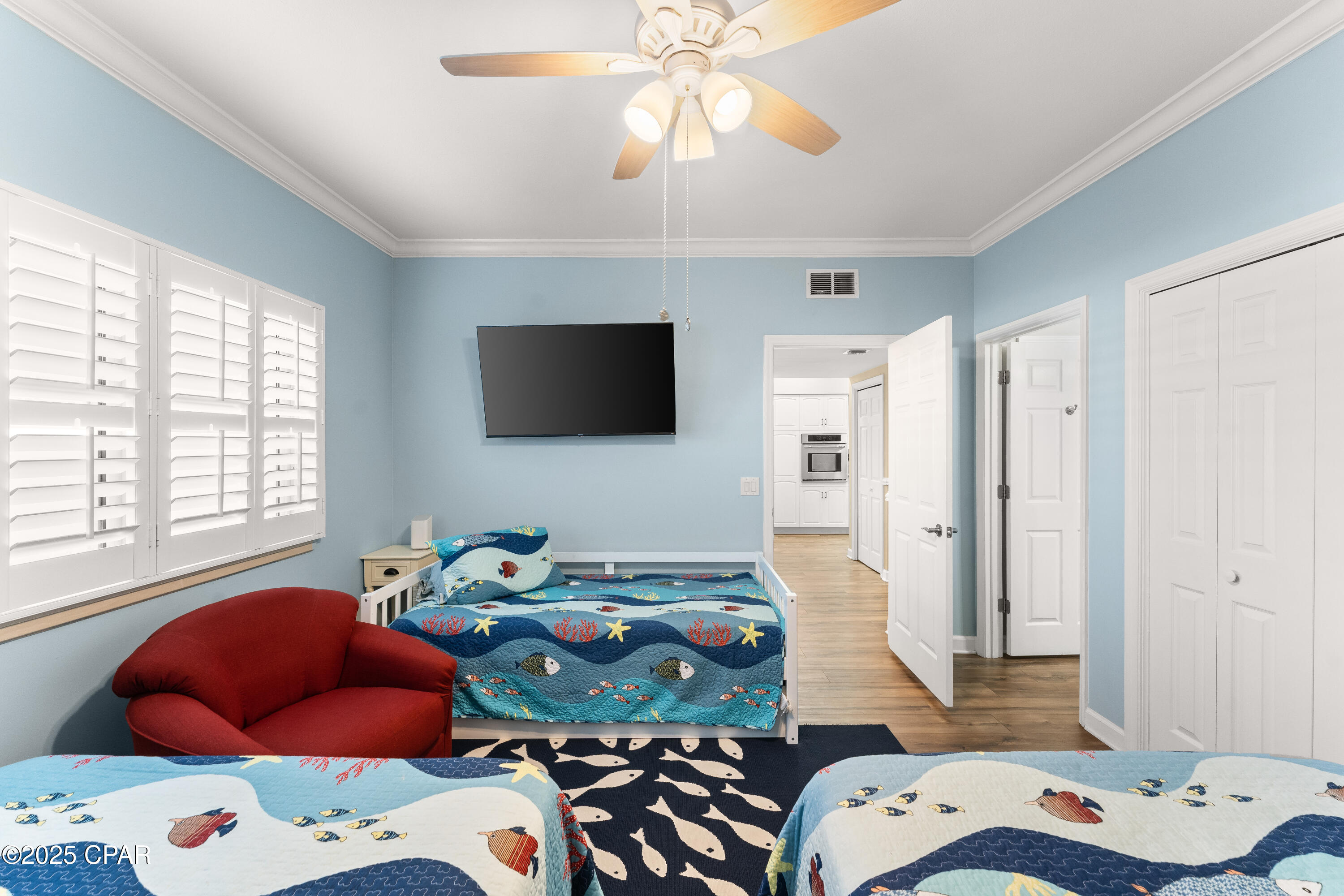 Summerwinds Condo - Residential