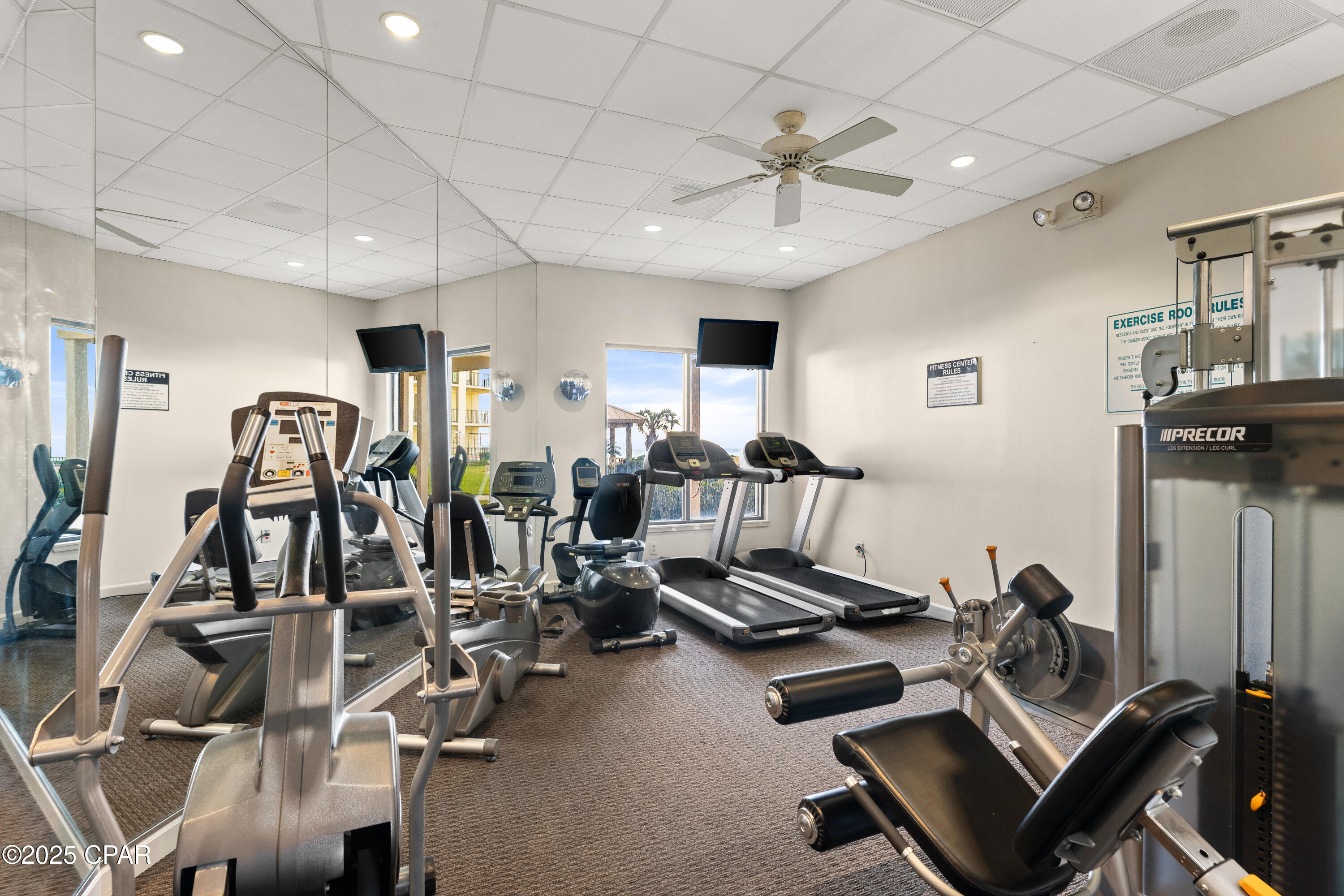 Summerwinds Condo - Residential