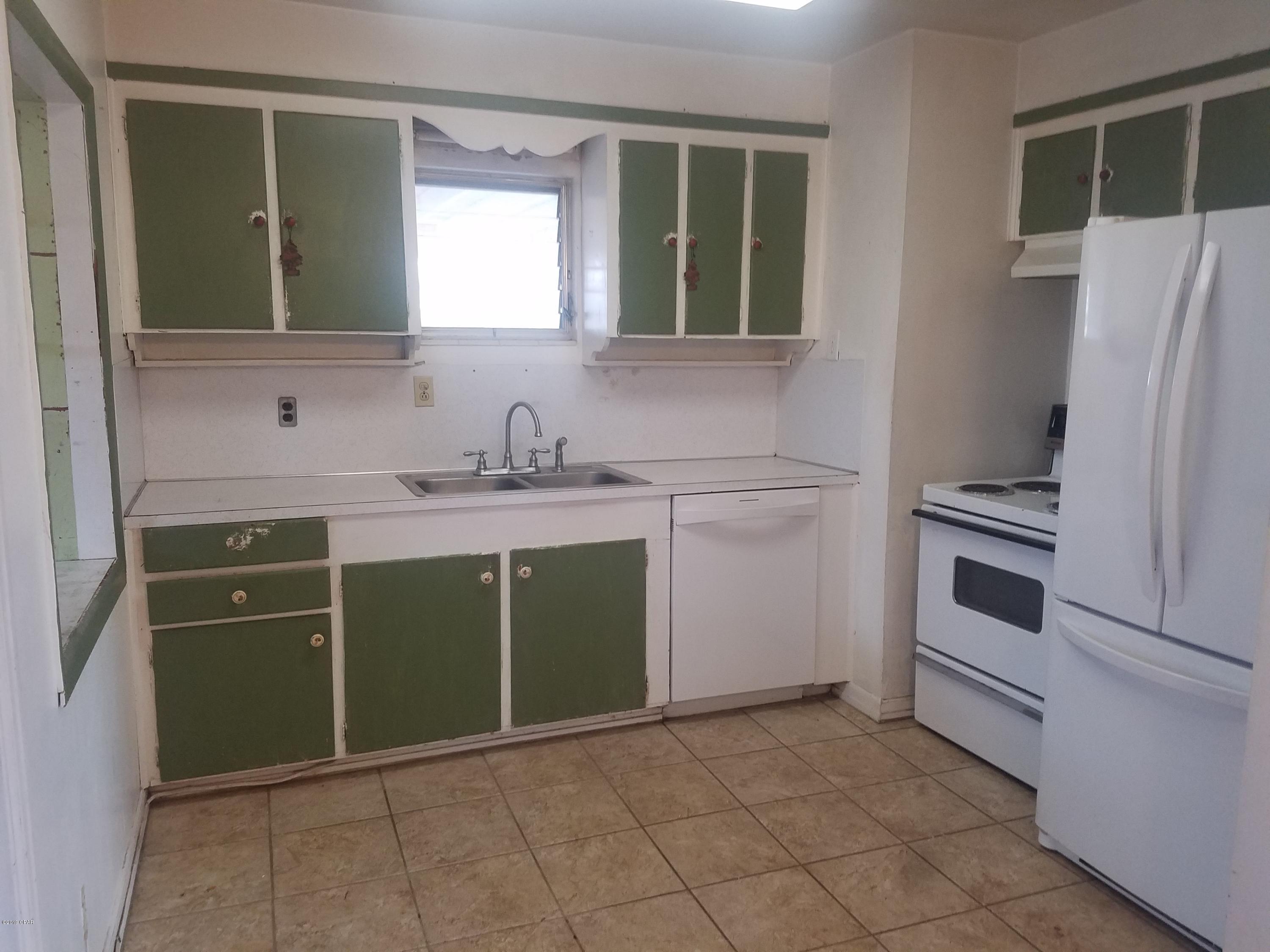 Hentz 1st Add Unit B - Residential