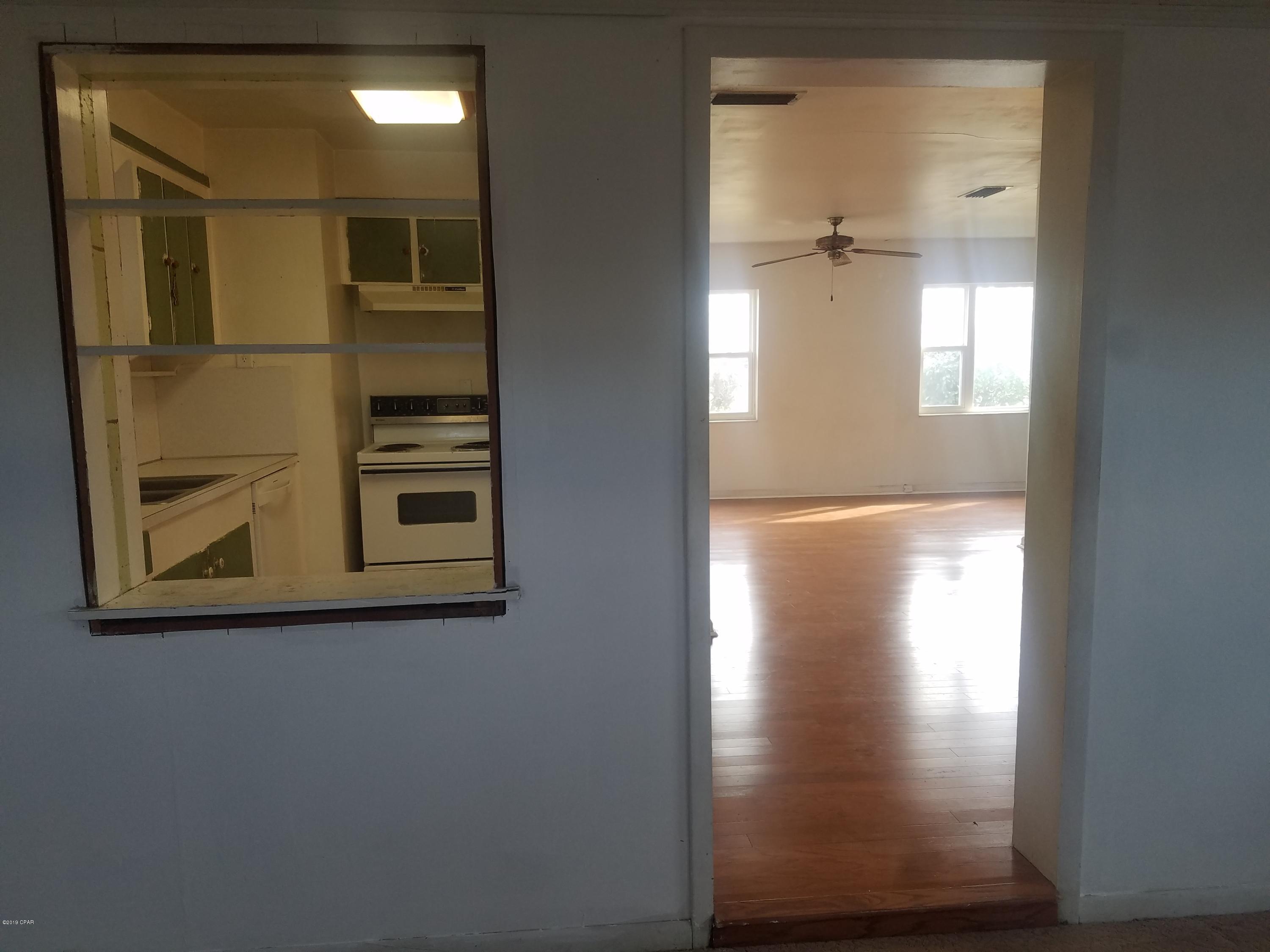 Hentz 1st Add Unit B - Residential