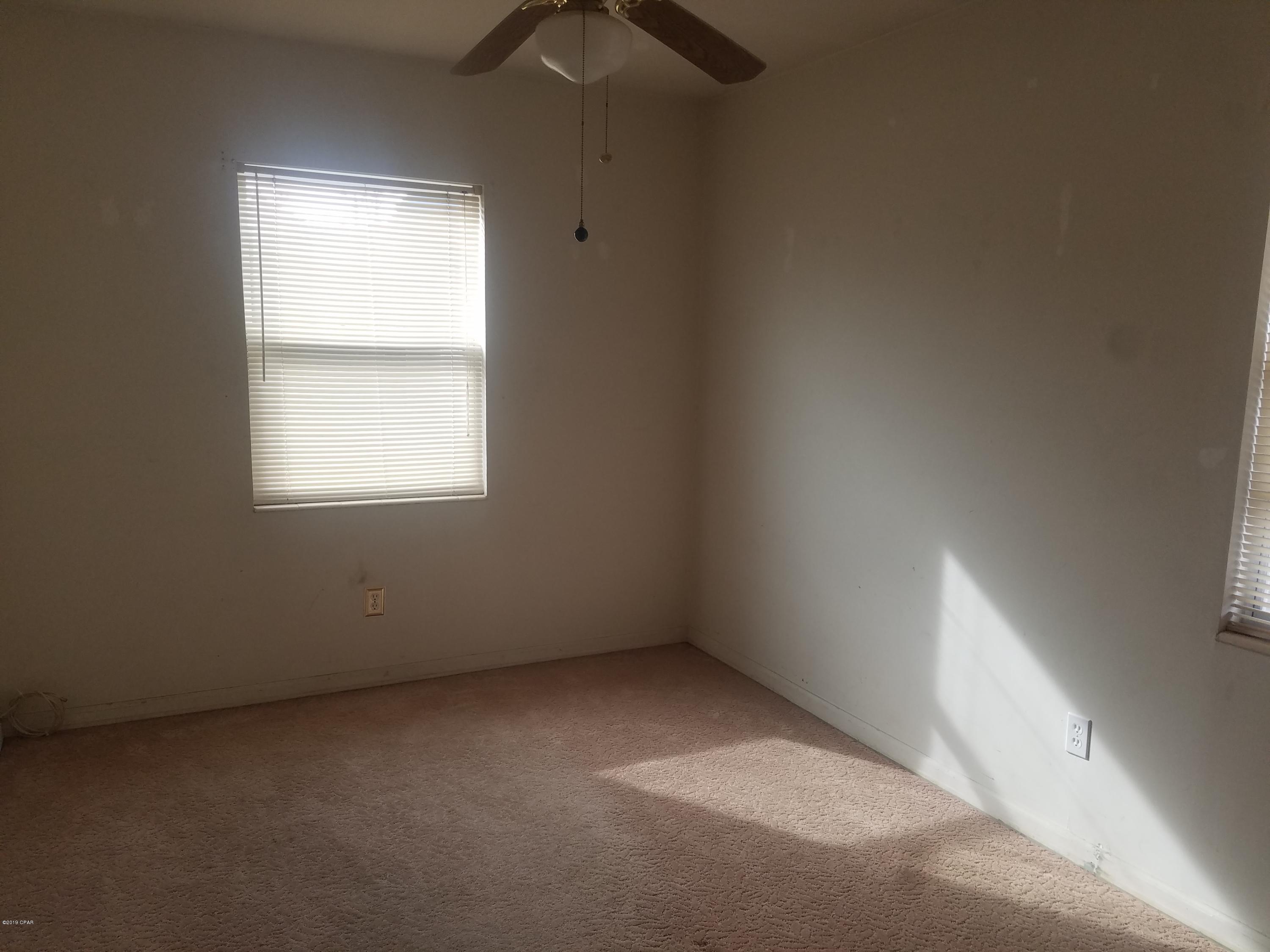 Hentz 1st Add Unit B - Residential