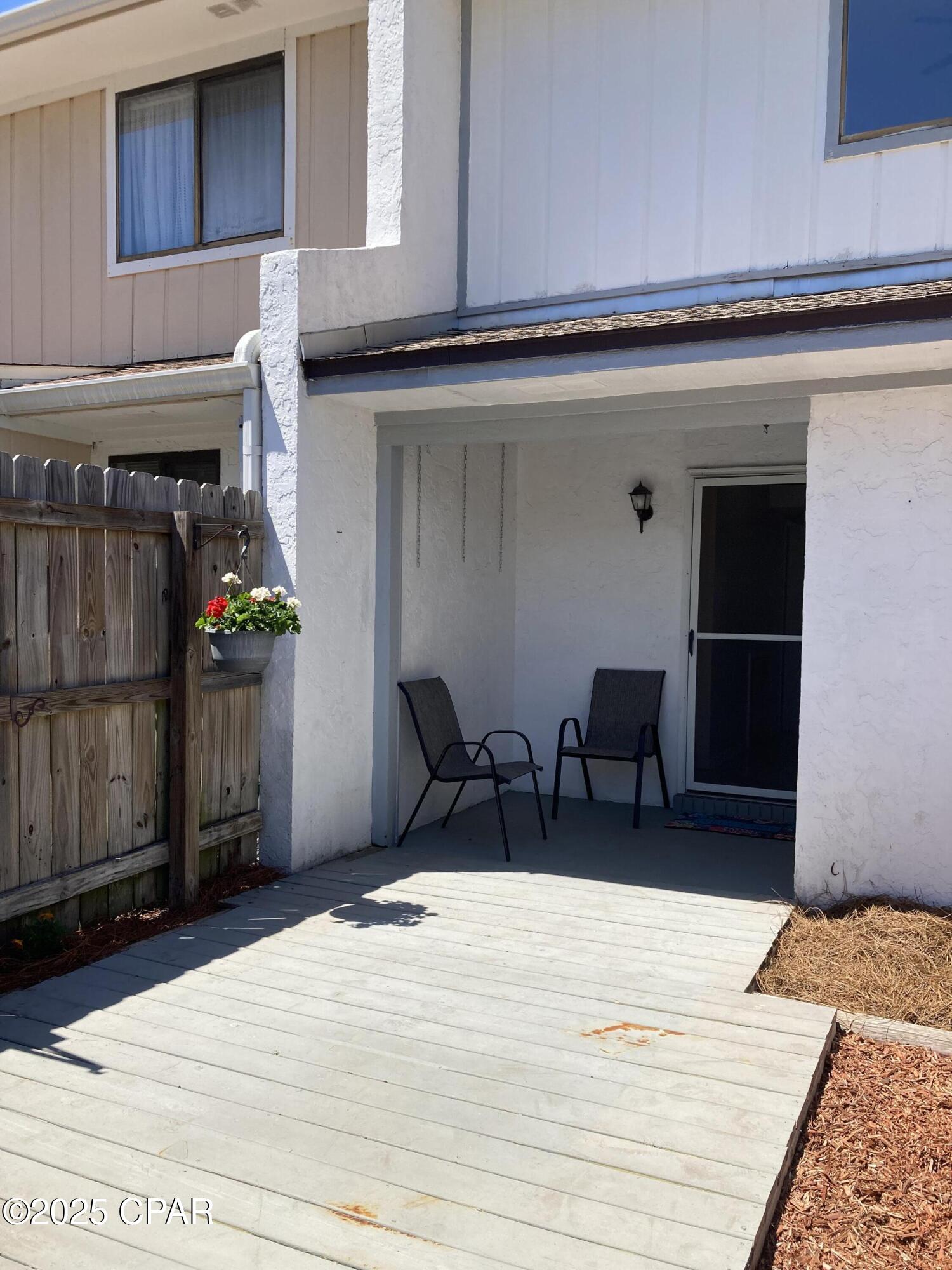 Bay Park Manor - Residential