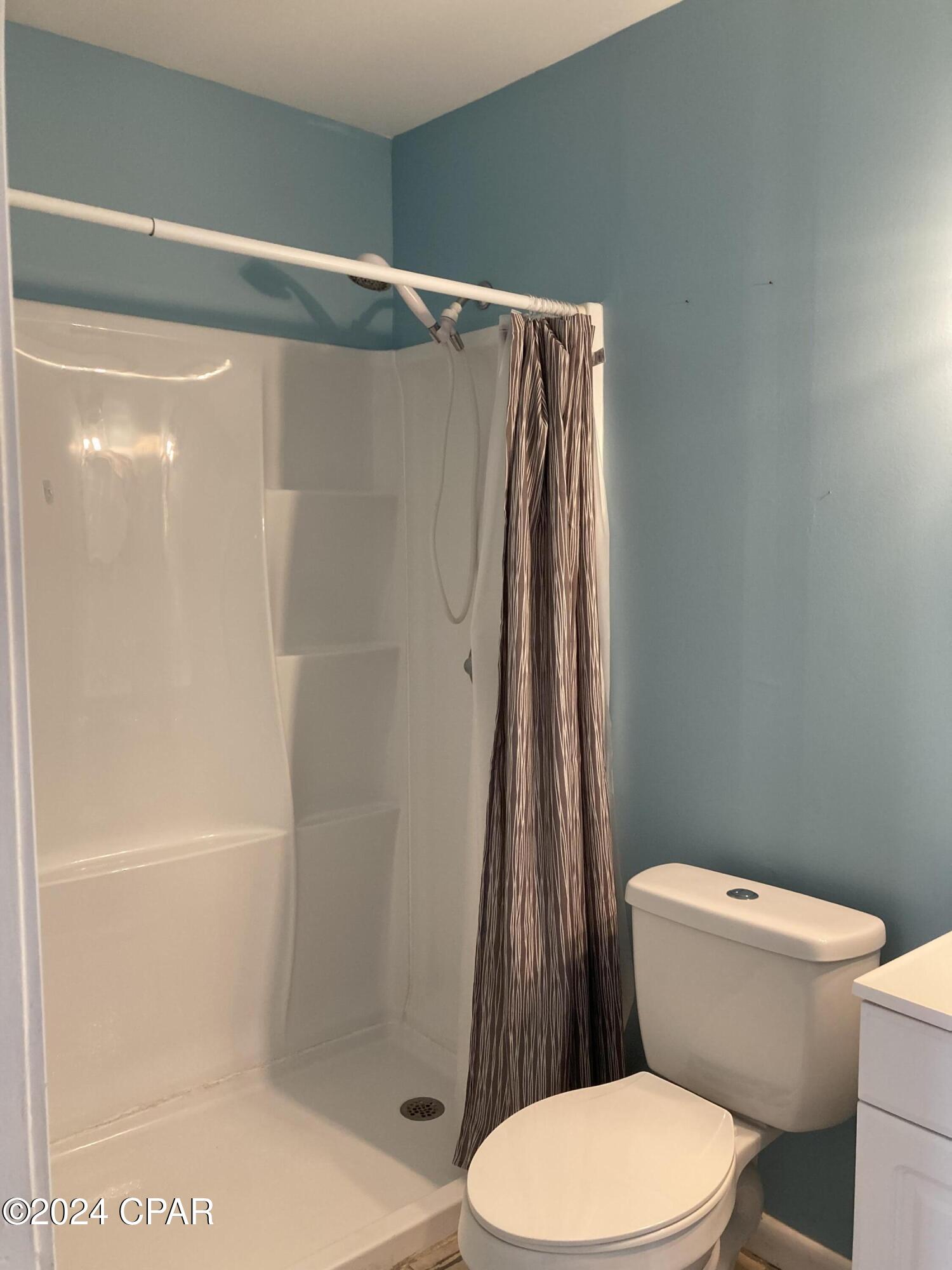 Bay Park Manor - Residential