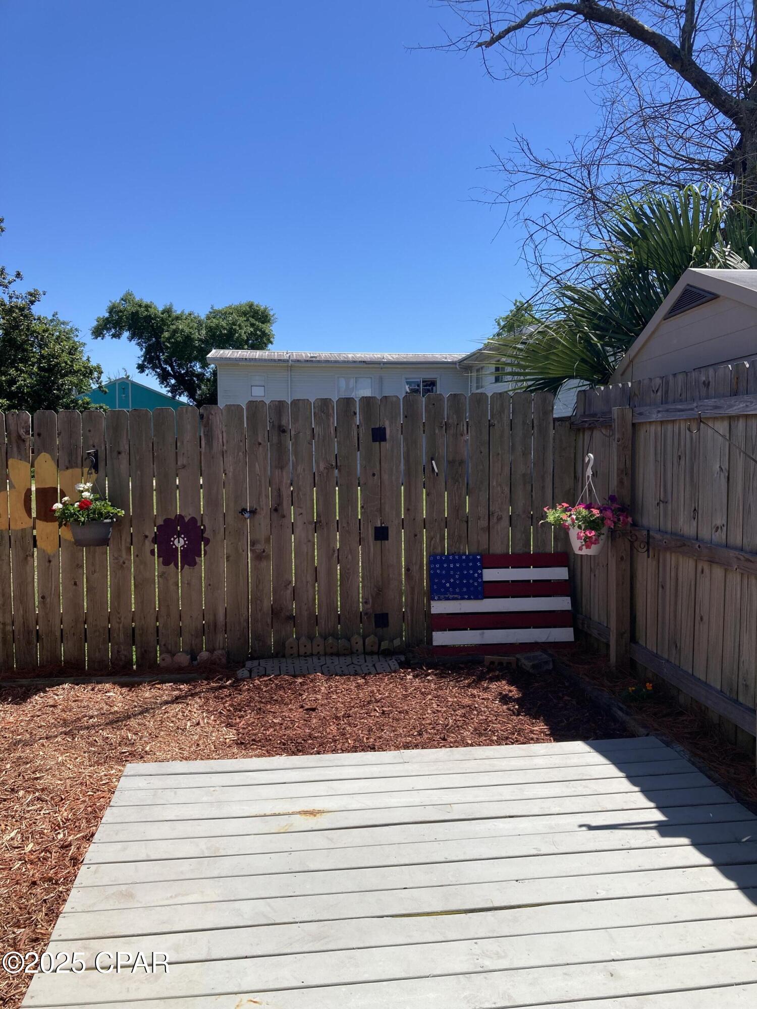 Bay Park Manor - Residential