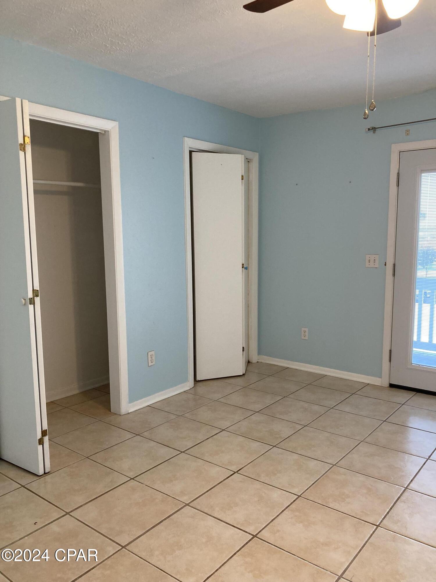 Bay Park Manor - Residential