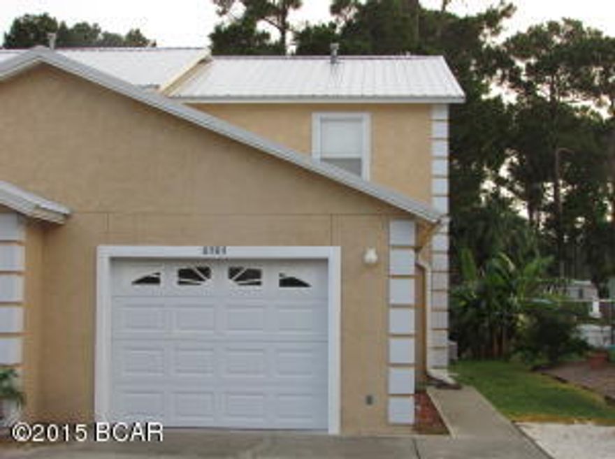 Harbour Town - CANAL FRONT2 bedroom, 2.5 bath townhouse with 1 car garage. Open patio on canal. Includes basic cable and garbage.  Gated community has swimming pools and tennis.  GAS HEAT & WATER HEATER. NO PETS