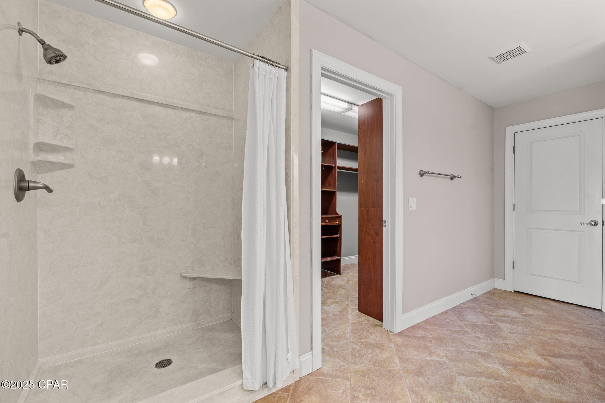 The Meadows & The Pointe - Residential